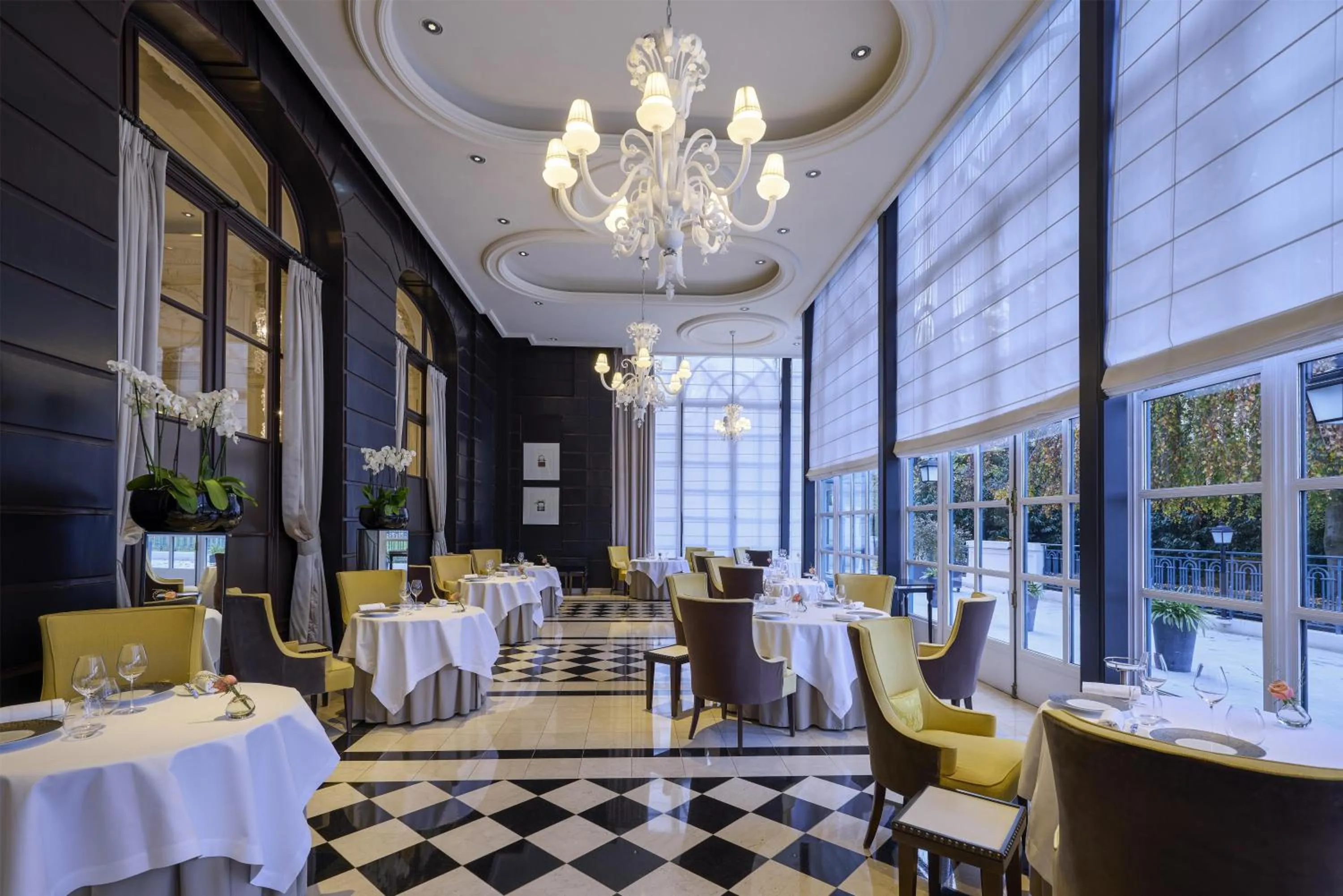 Restaurant/places to eat in Waldorf Astoria Versailles - Trianon Palace