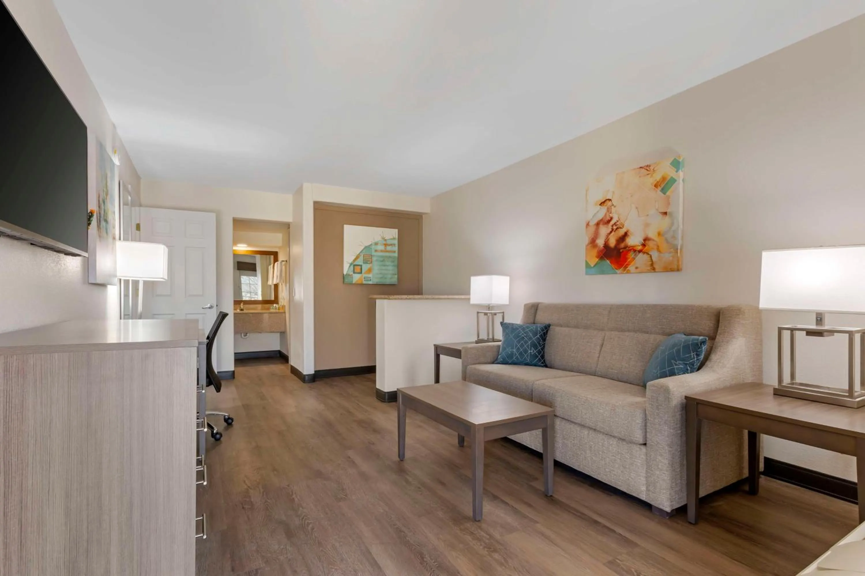 Bedroom in Best Western Desert Inn