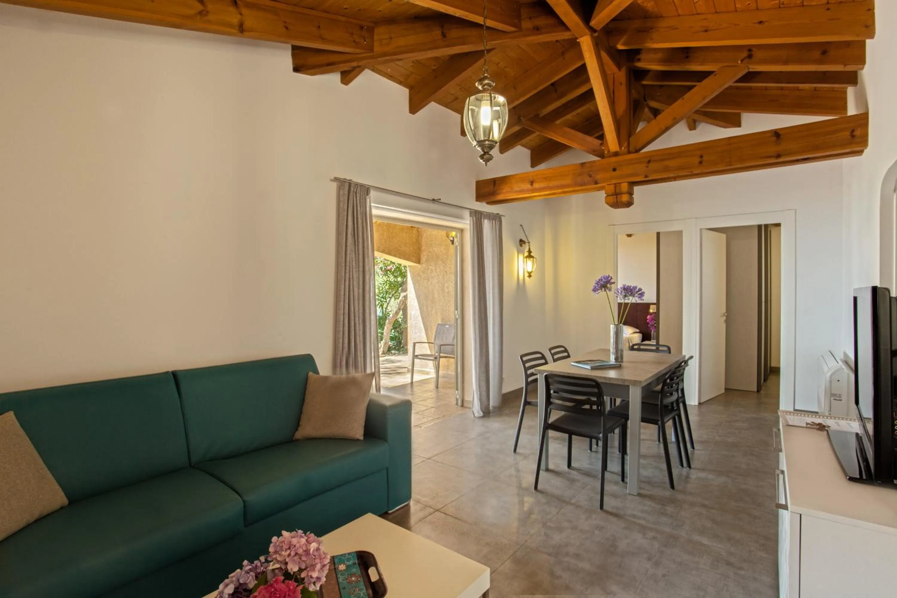 TV and multimedia in Résidence Arco Plage