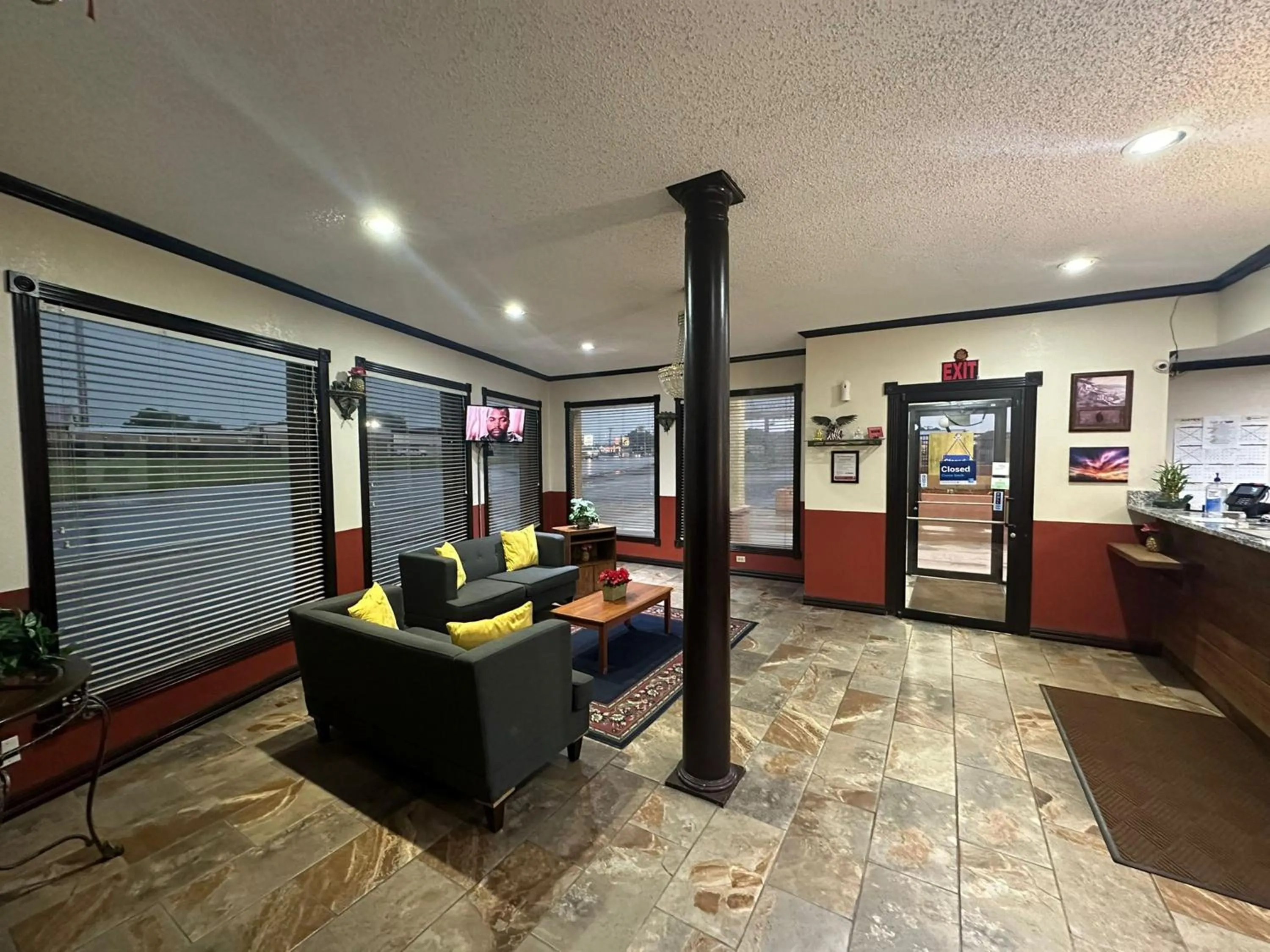 Lobby or reception in Super 8 by Wyndham Athens TX