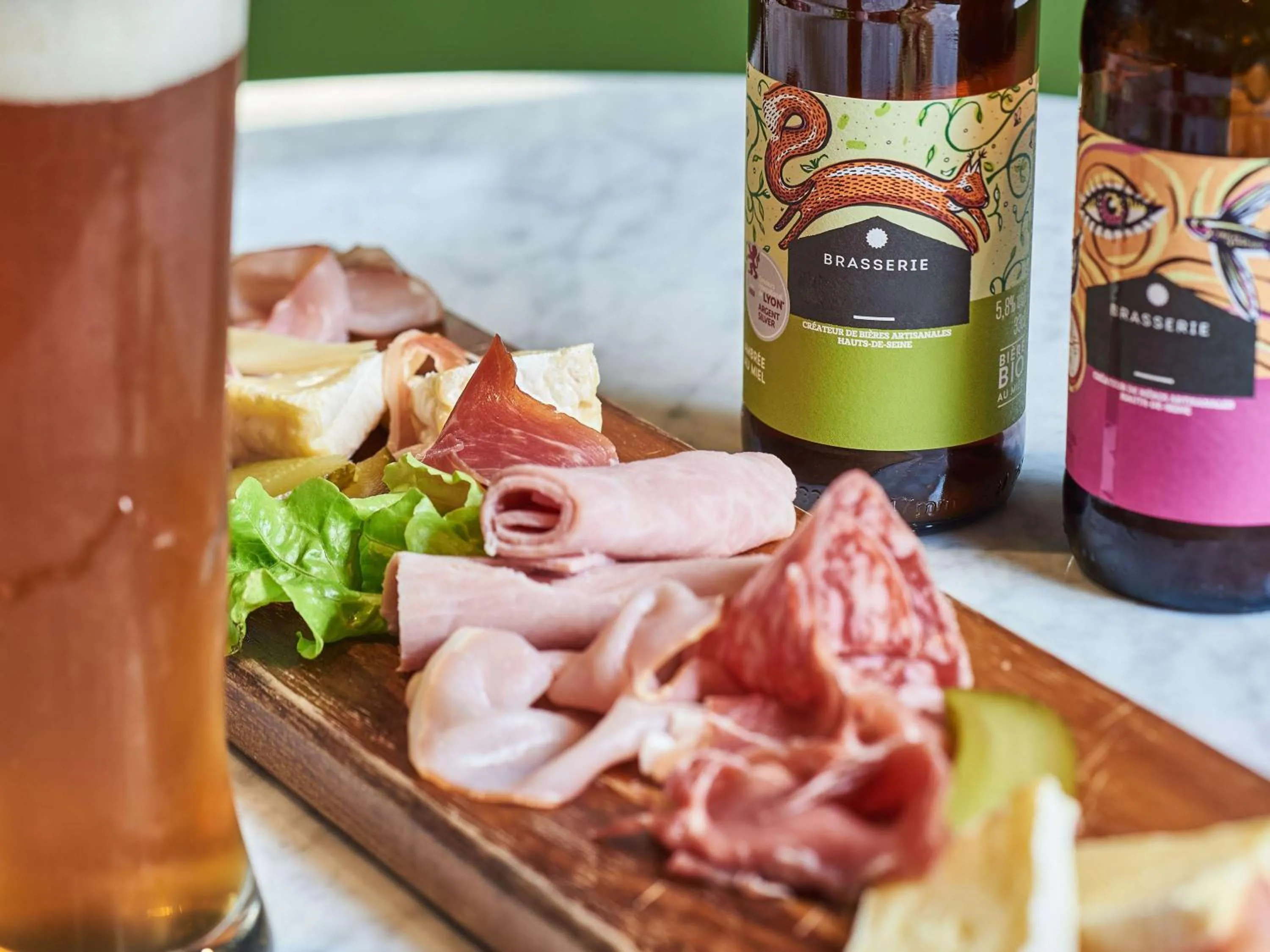 Lounge or bar, Food in Qualys - Hotel Nanterre - Paris la DÃ©fense