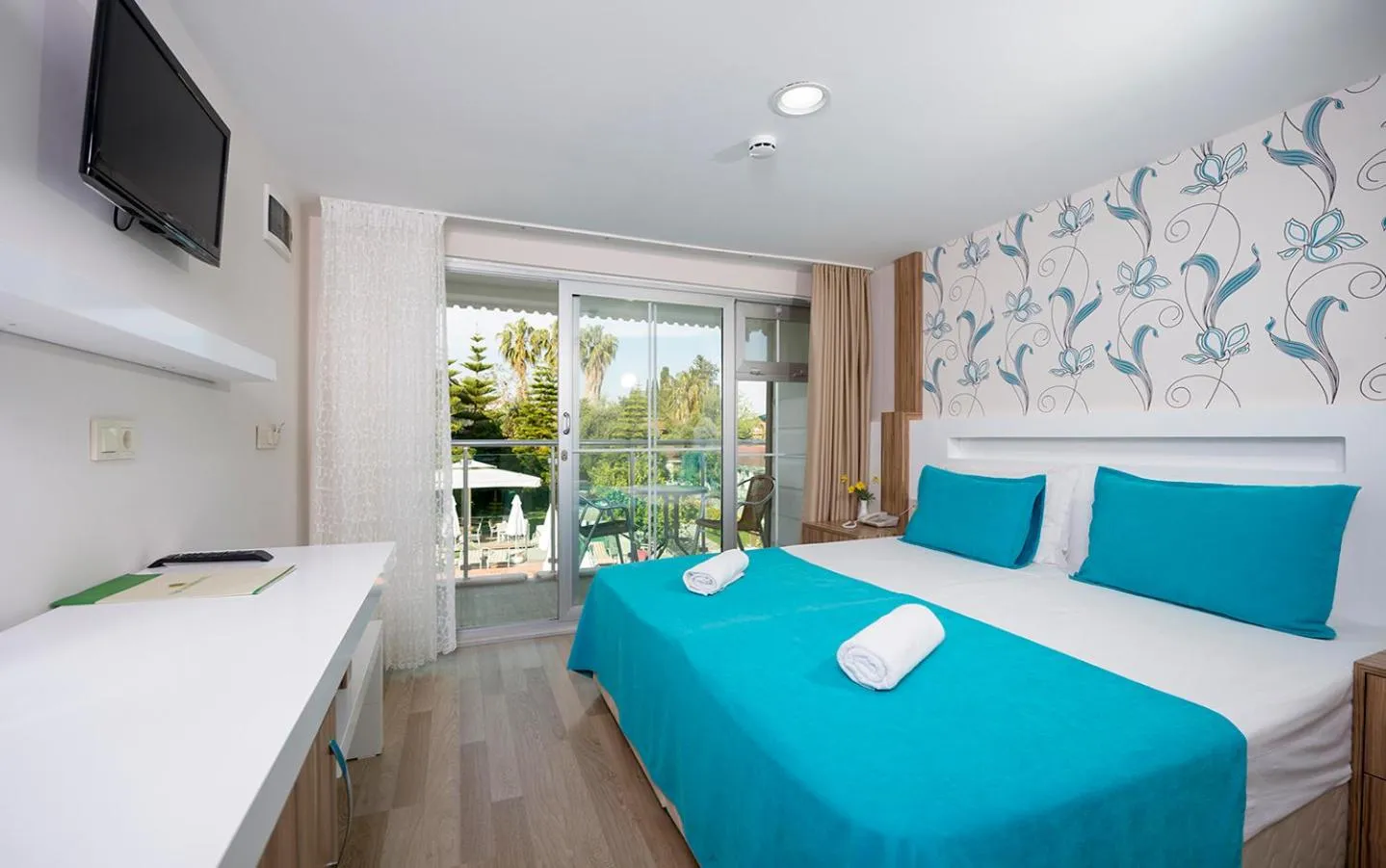 Bed in Clover Magic Altınkum Park Hotel