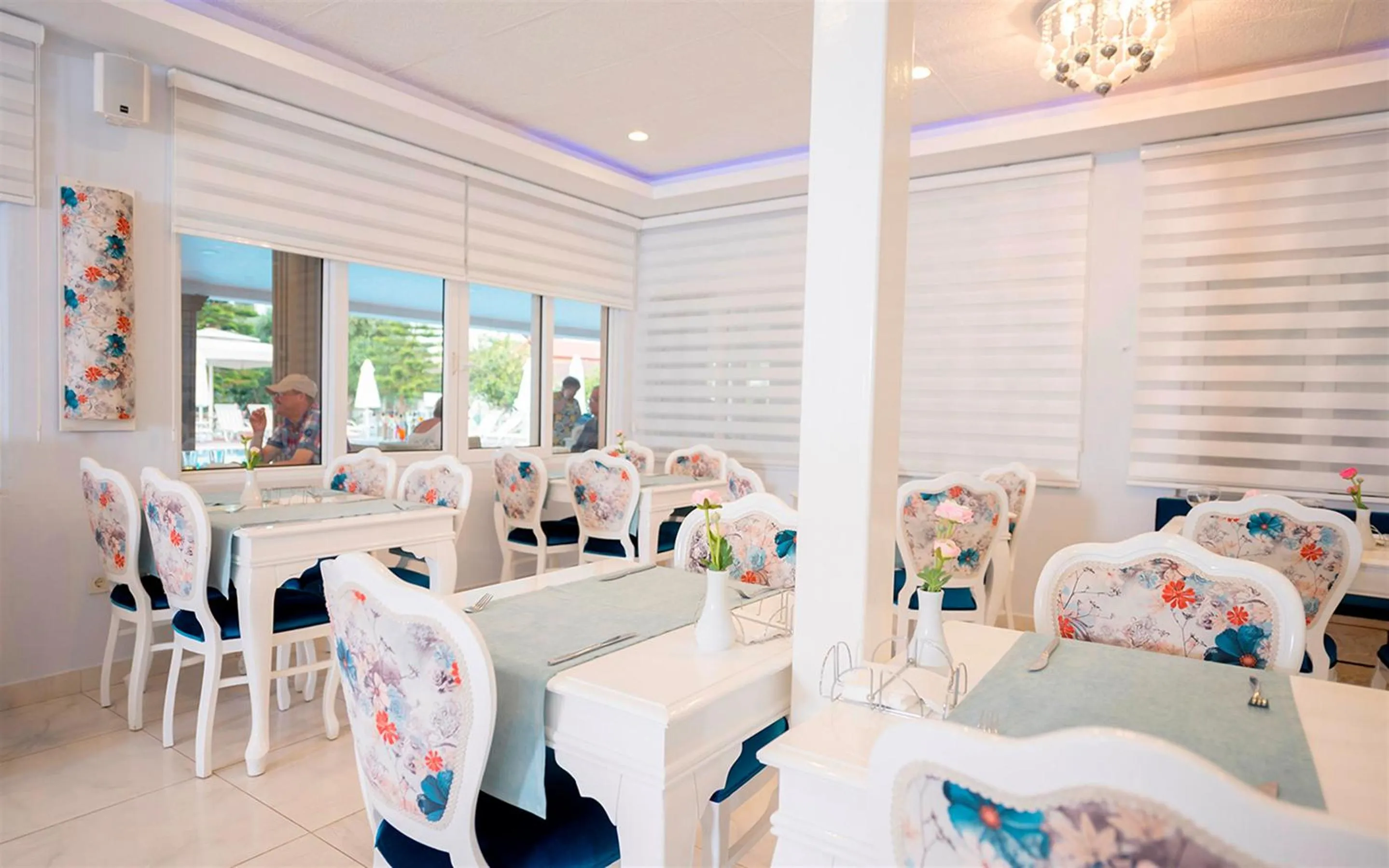 Restaurant/places to eat in Clover Magic Altınkum Park Hotel