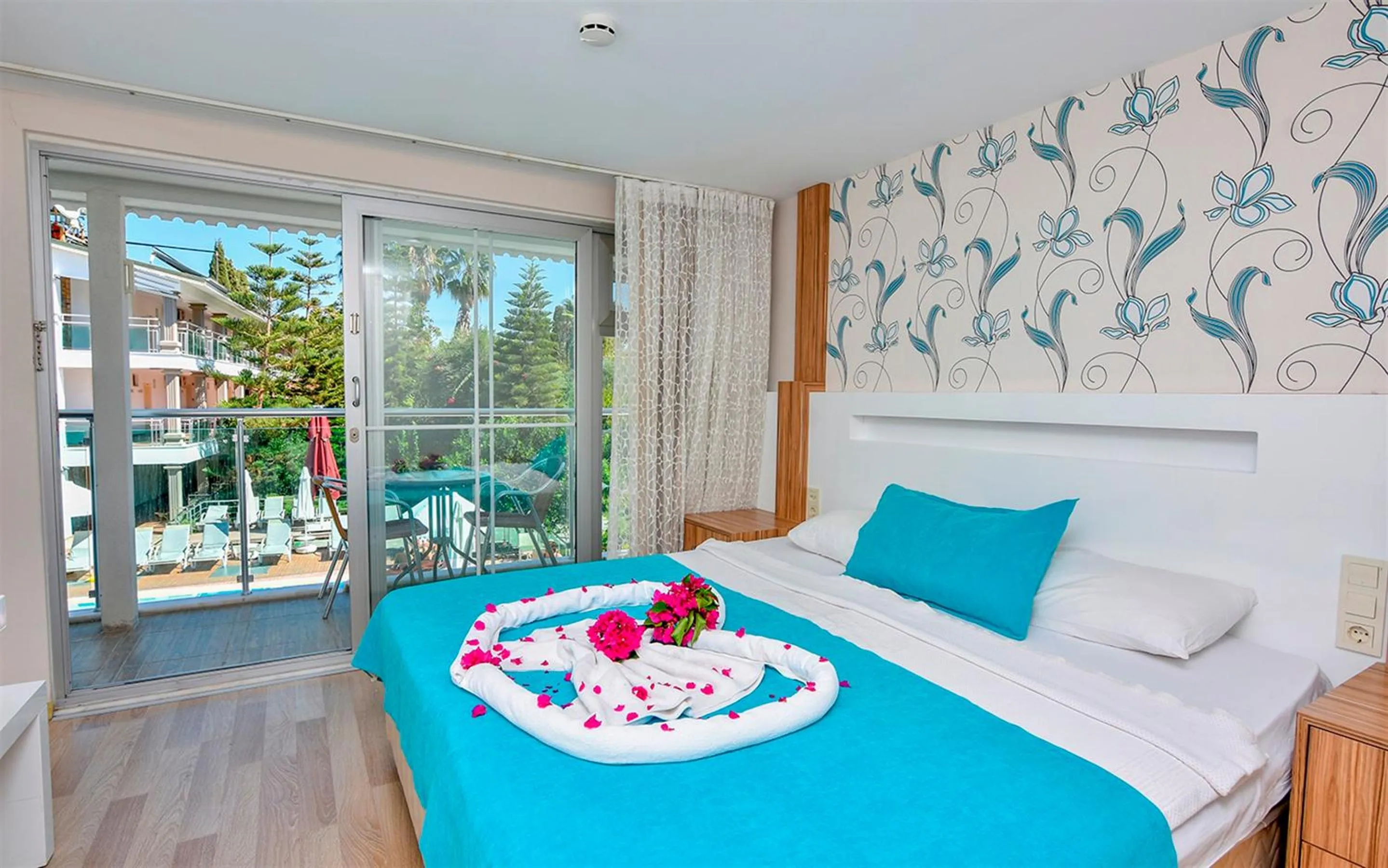 Bed in Clover Magic Altınkum Park Hotel