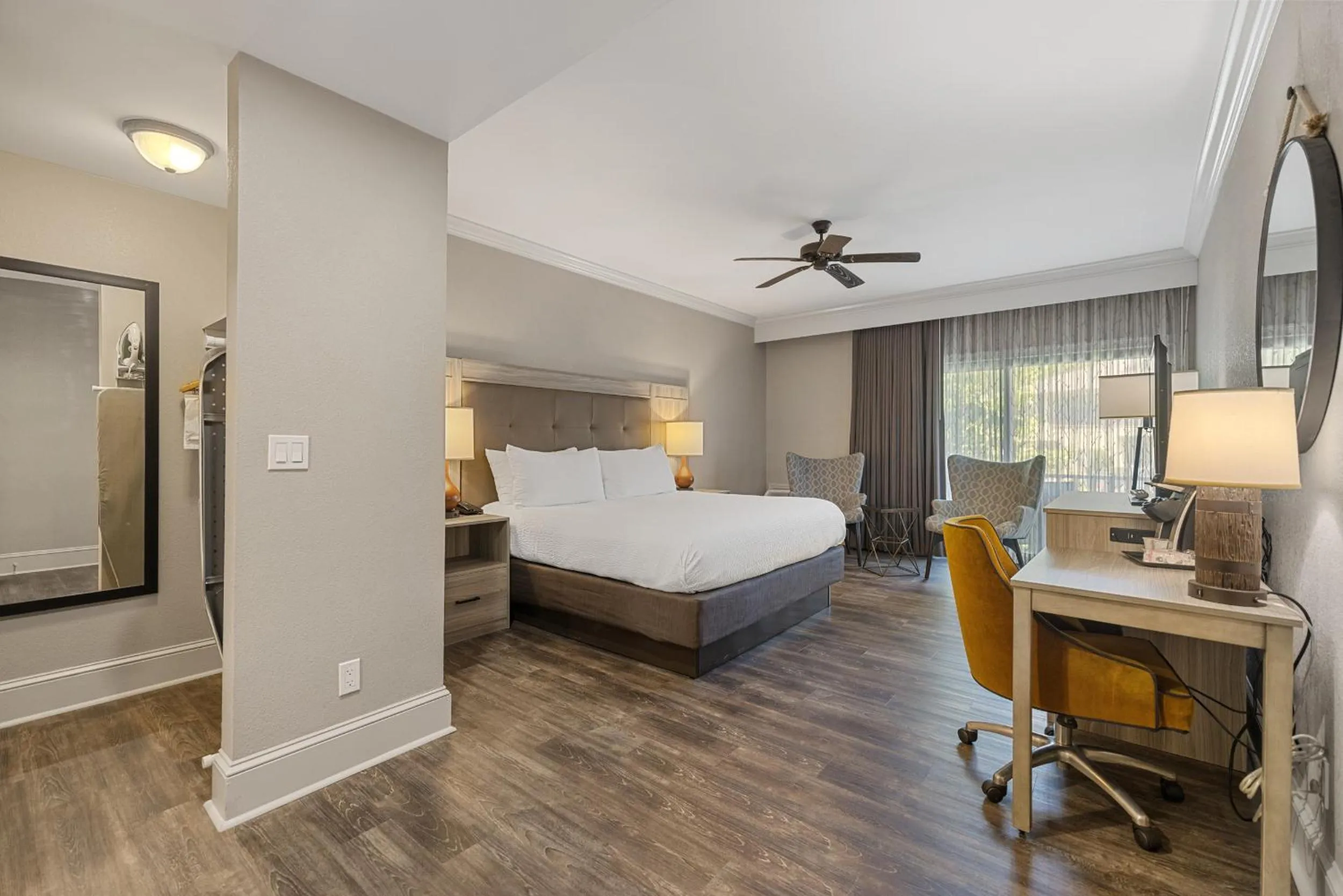 Bed in The Ridges Resort on Lake Chatuge