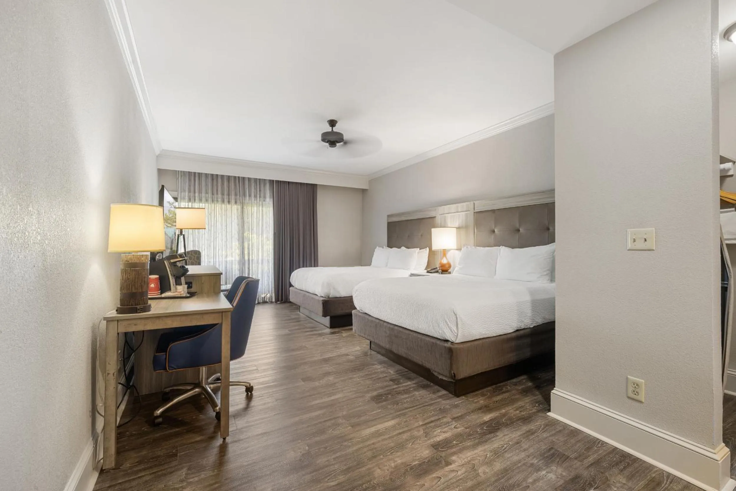 Bed in The Ridges Resort on Lake Chatuge