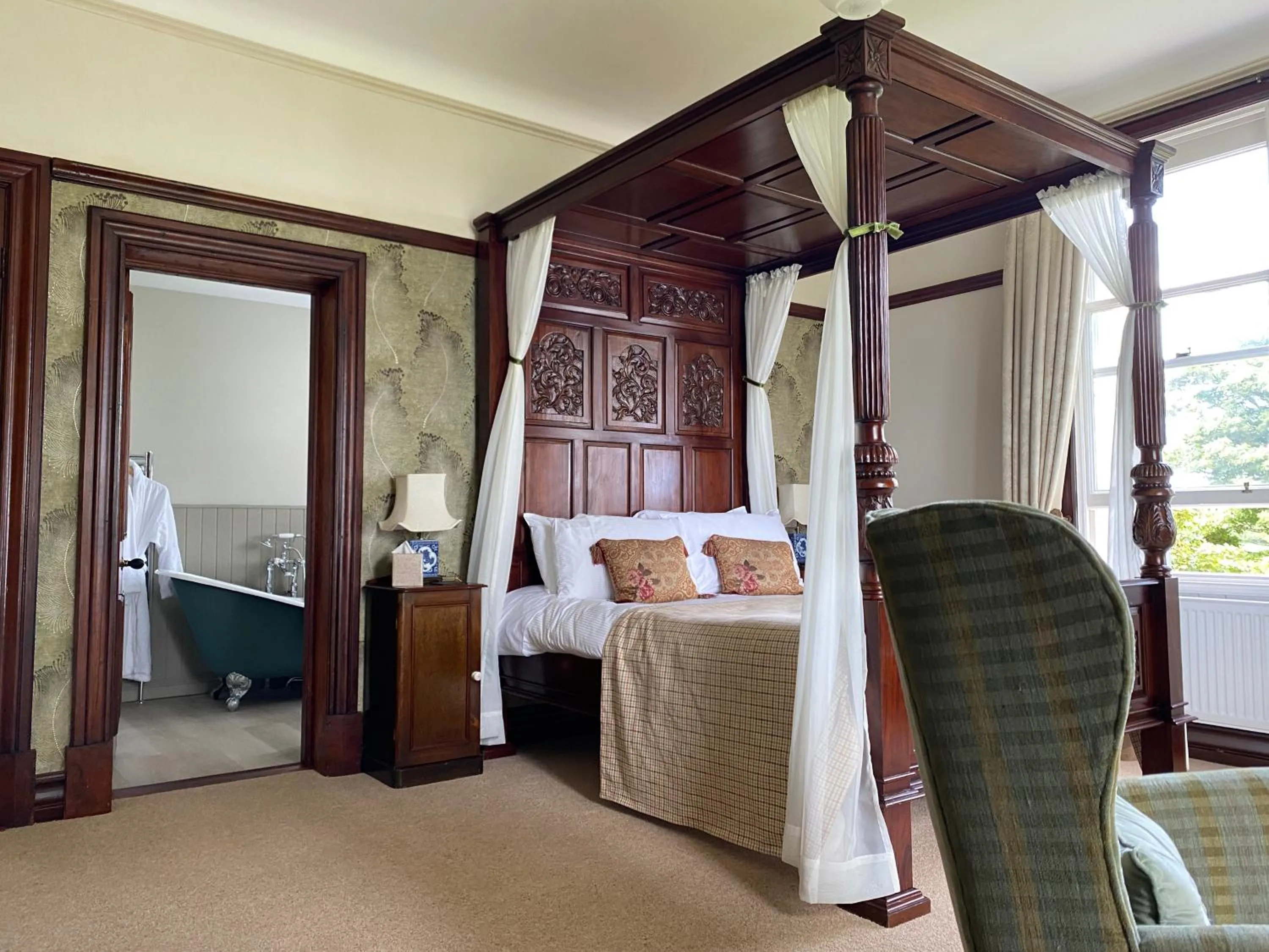 Bed in The Old Vicarage NI B&B