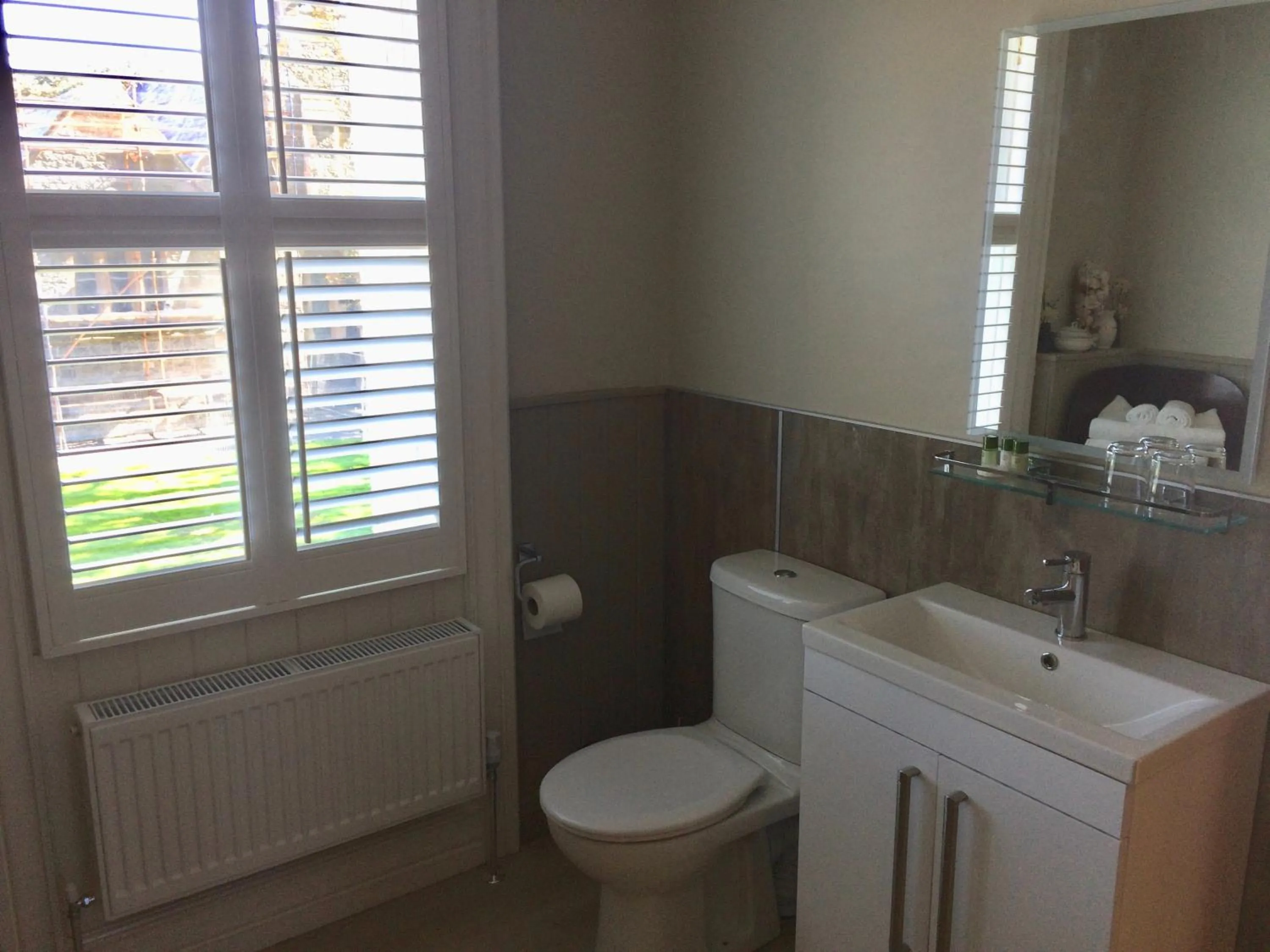 Bathroom in The Old Vicarage NI B&B
