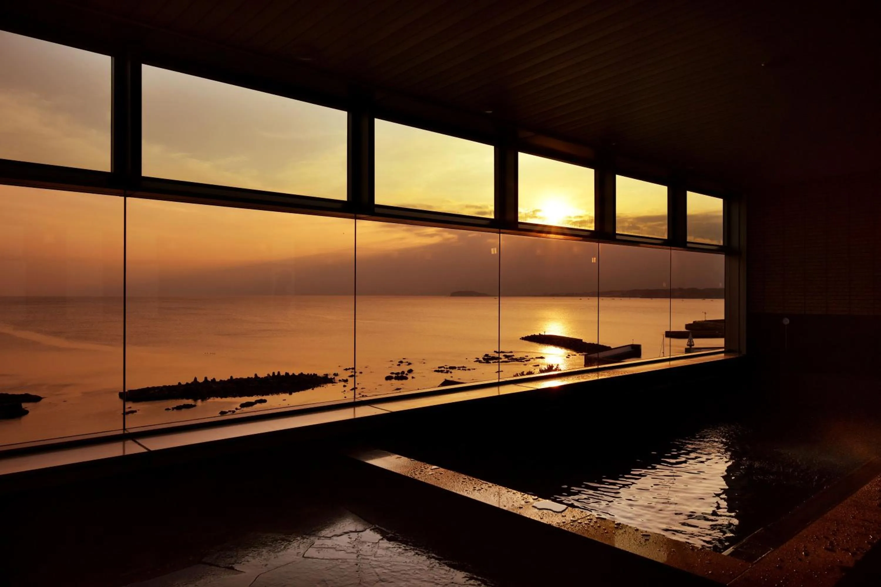 Hot Spring Bath in Hayama Umino Hotel