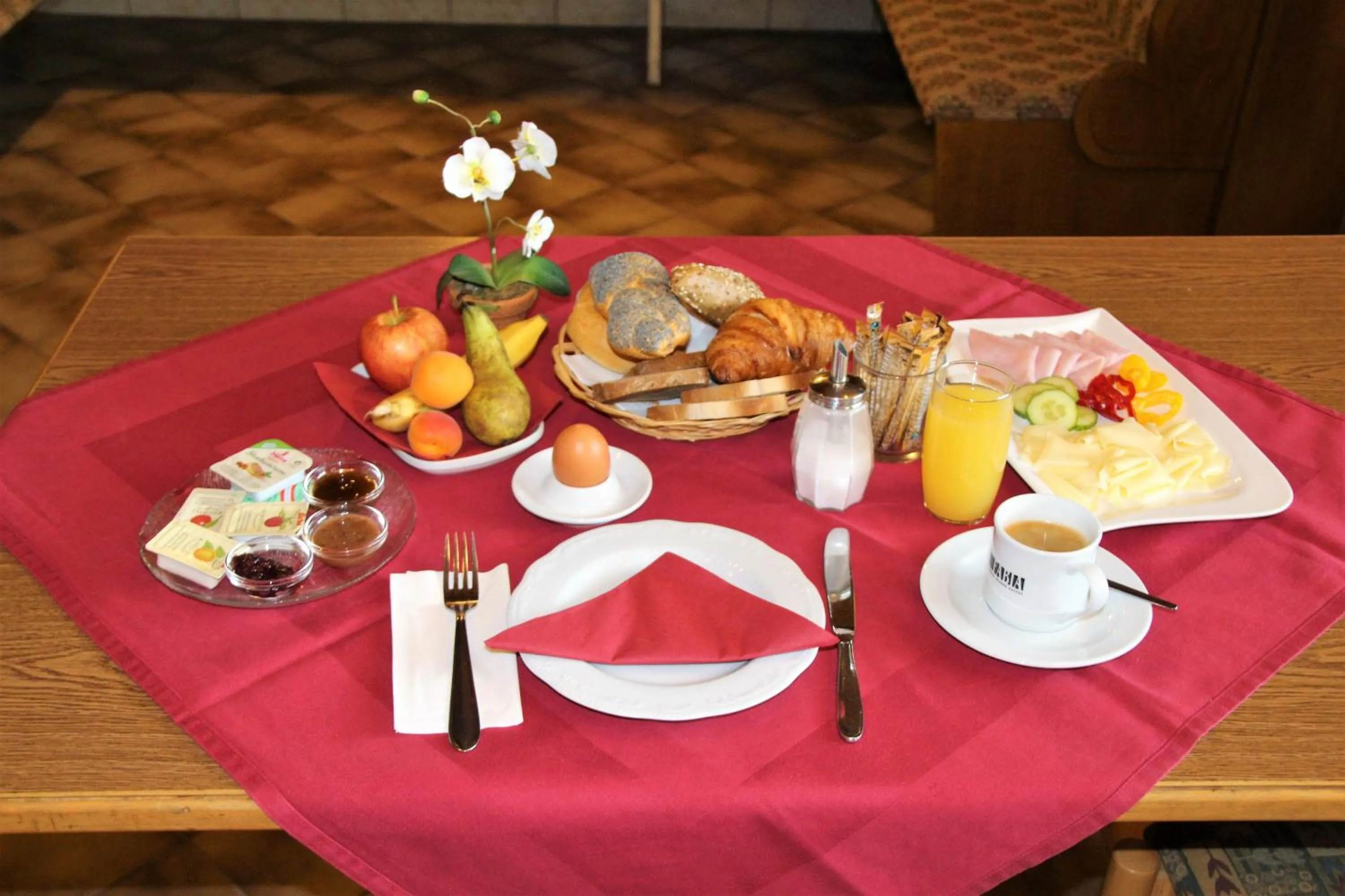 Continental breakfast in Hotel Wahlmüller