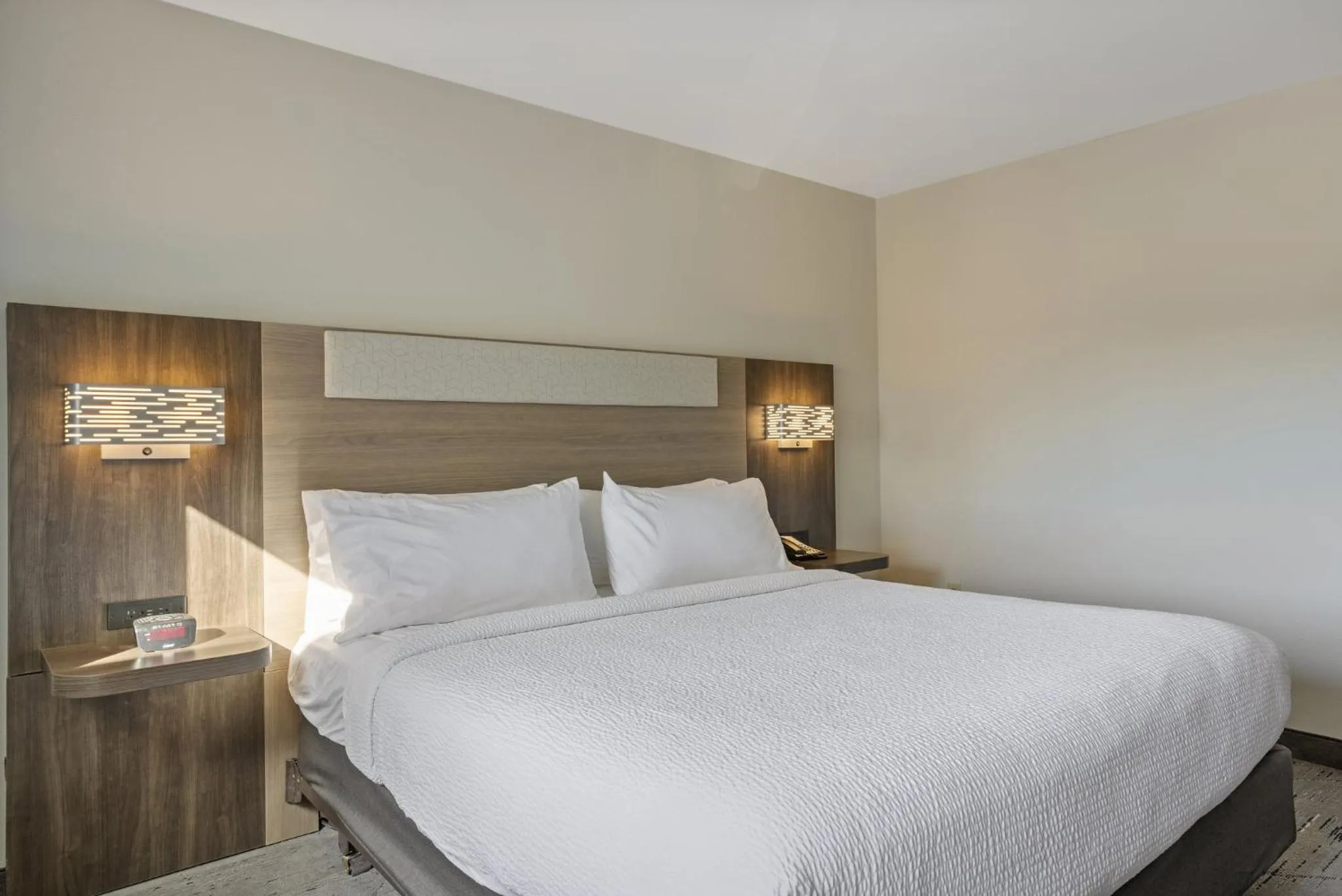 Photo of the whole room, Bed in Holiday Inn Express Hotel & Suites Torrington by IHG