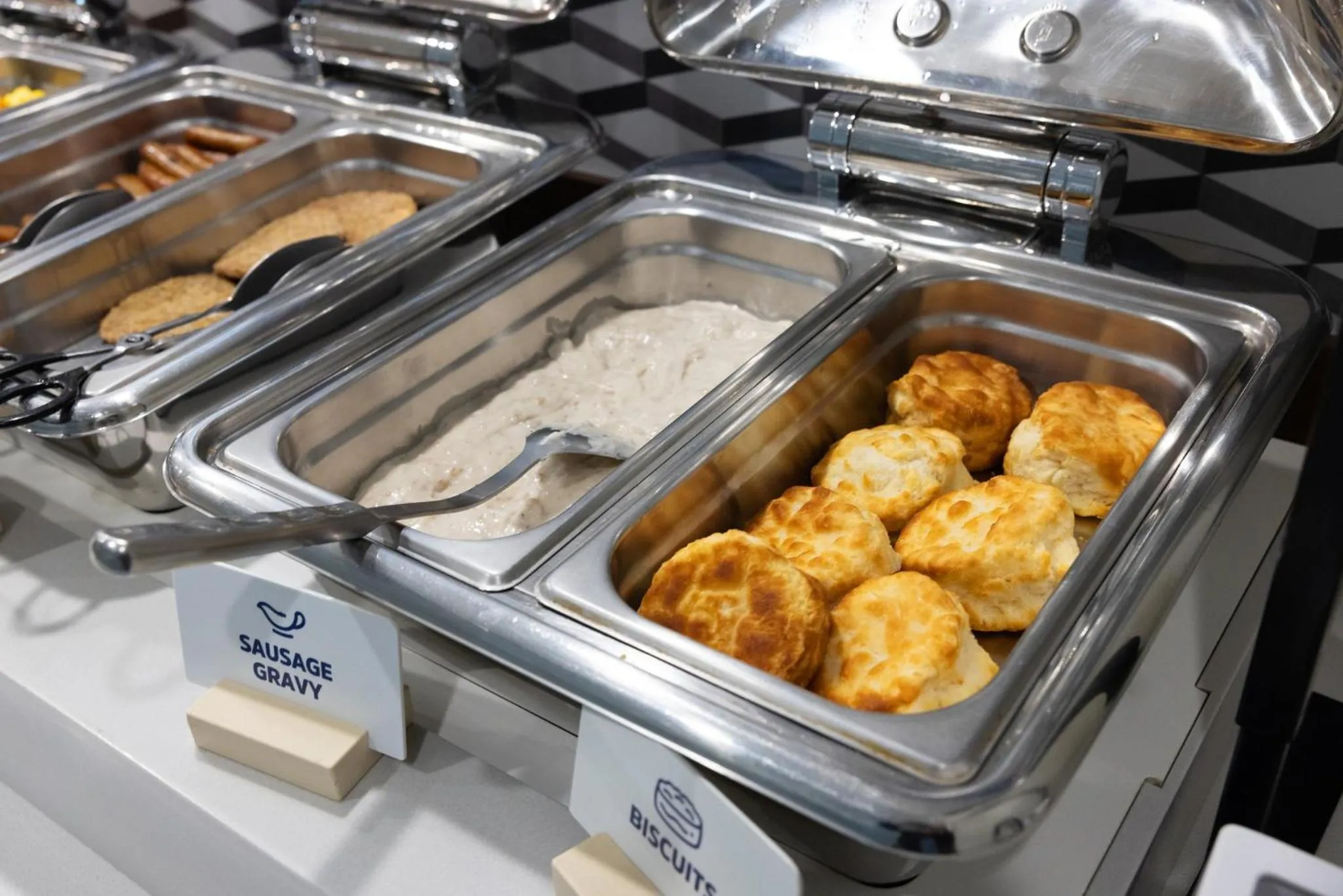 Breakfast in Holiday Inn Express Hotel & Suites Torrington by IHG