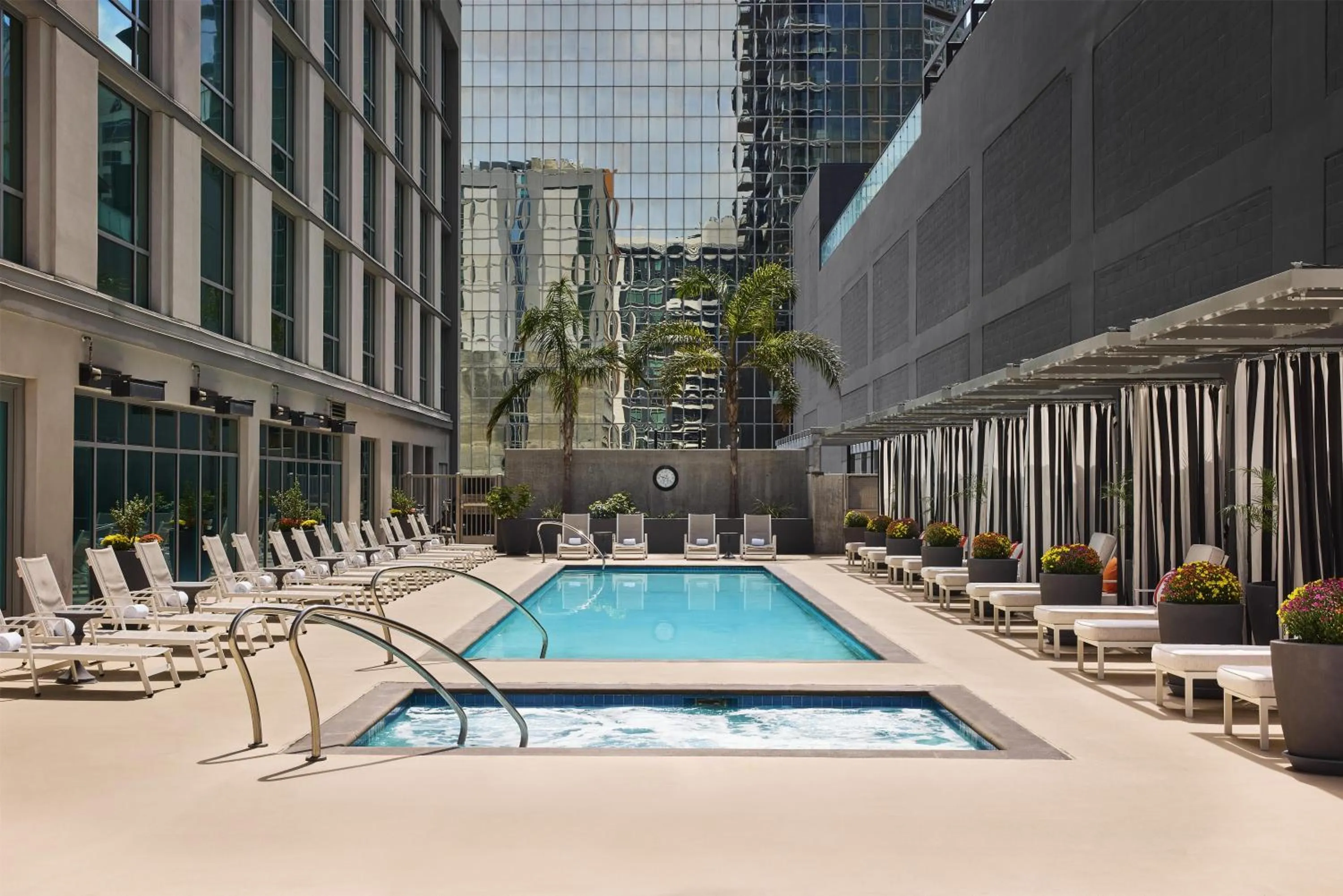 Pool view in Carte Hotel San Diego Downtown, Curio Collection By Hilton