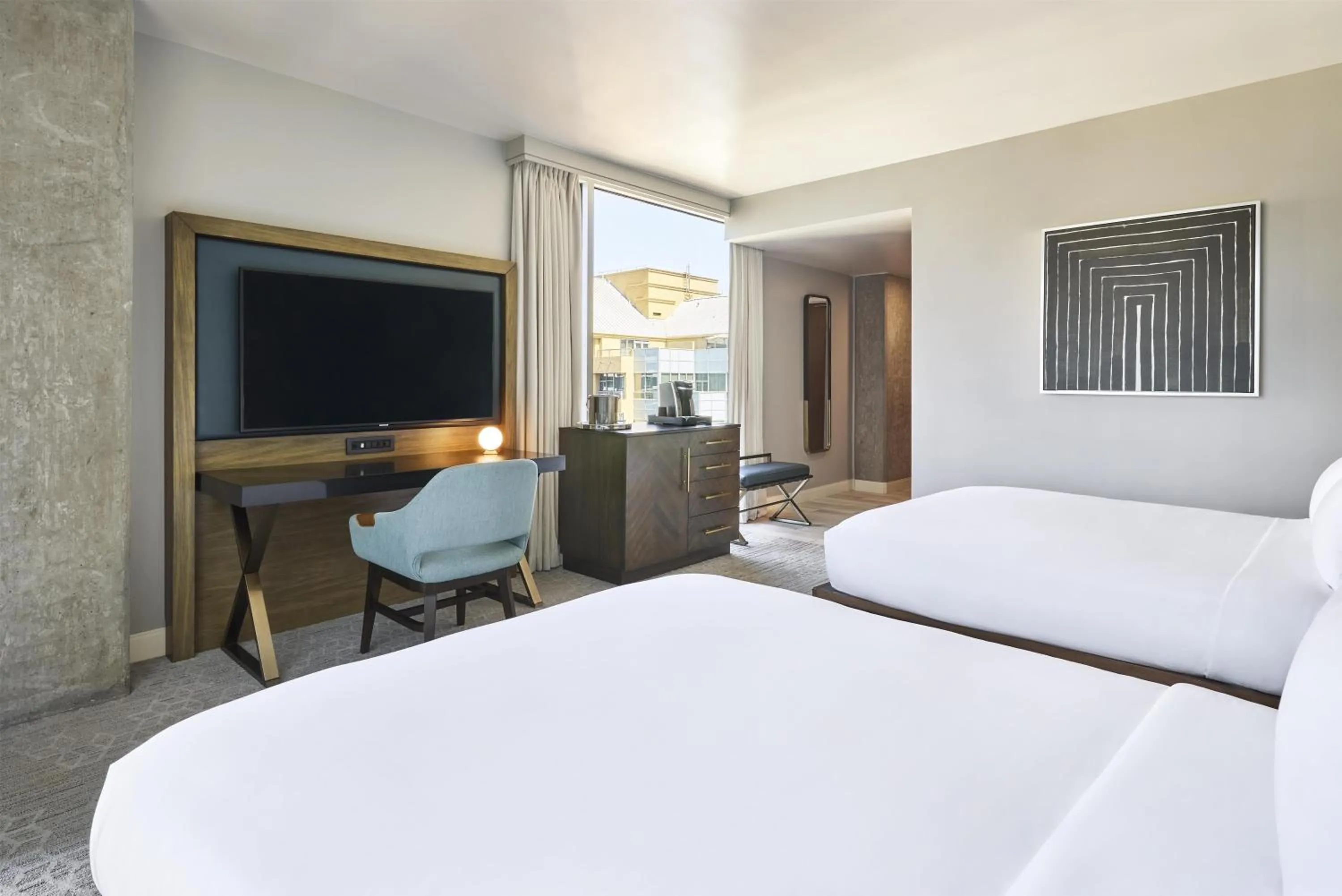 Bedroom, Bed in Carte Hotel San Diego Downtown, Curio Collection By Hilton