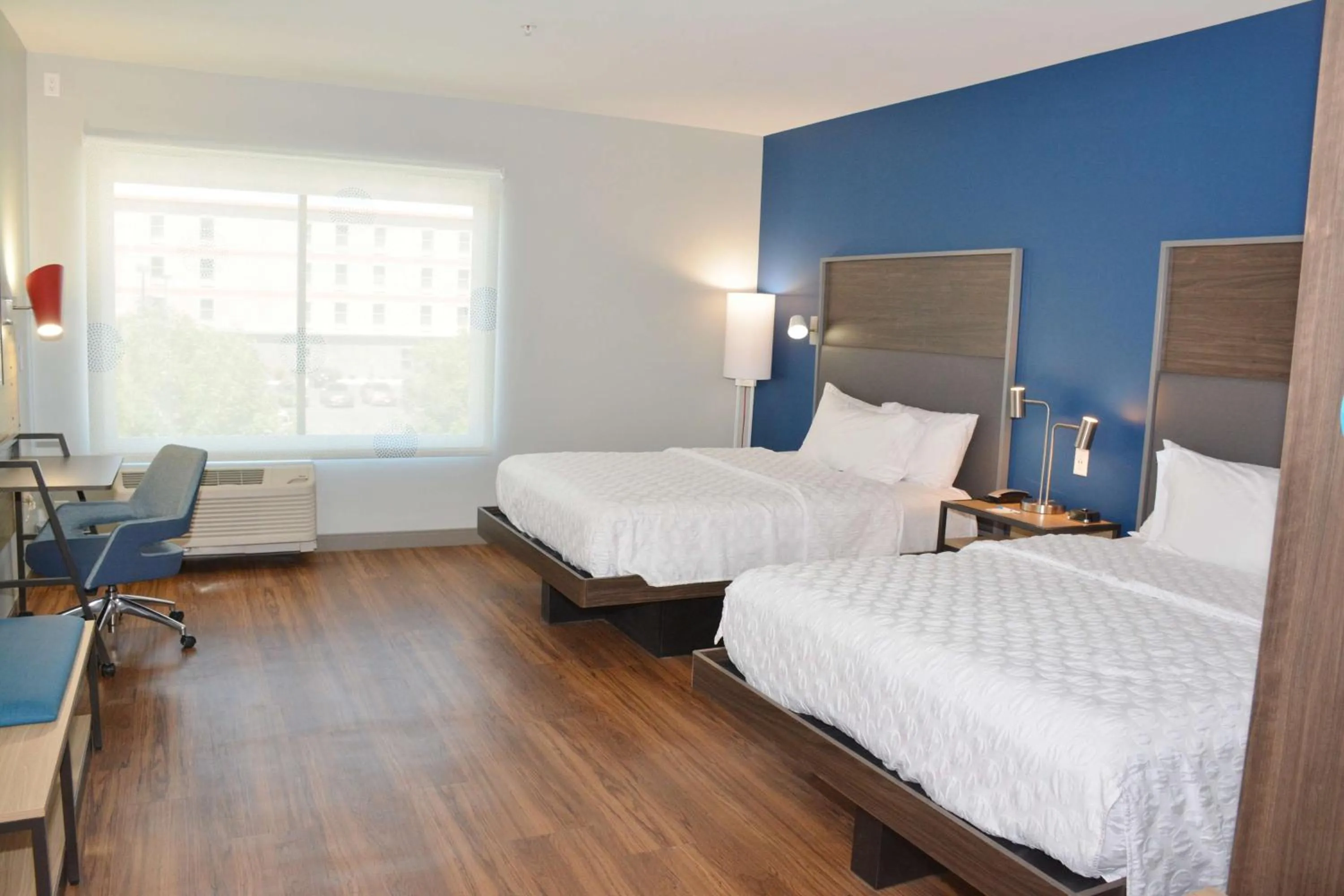 Bedroom, Bed in Tru By Hilton Grand Junction Downtown