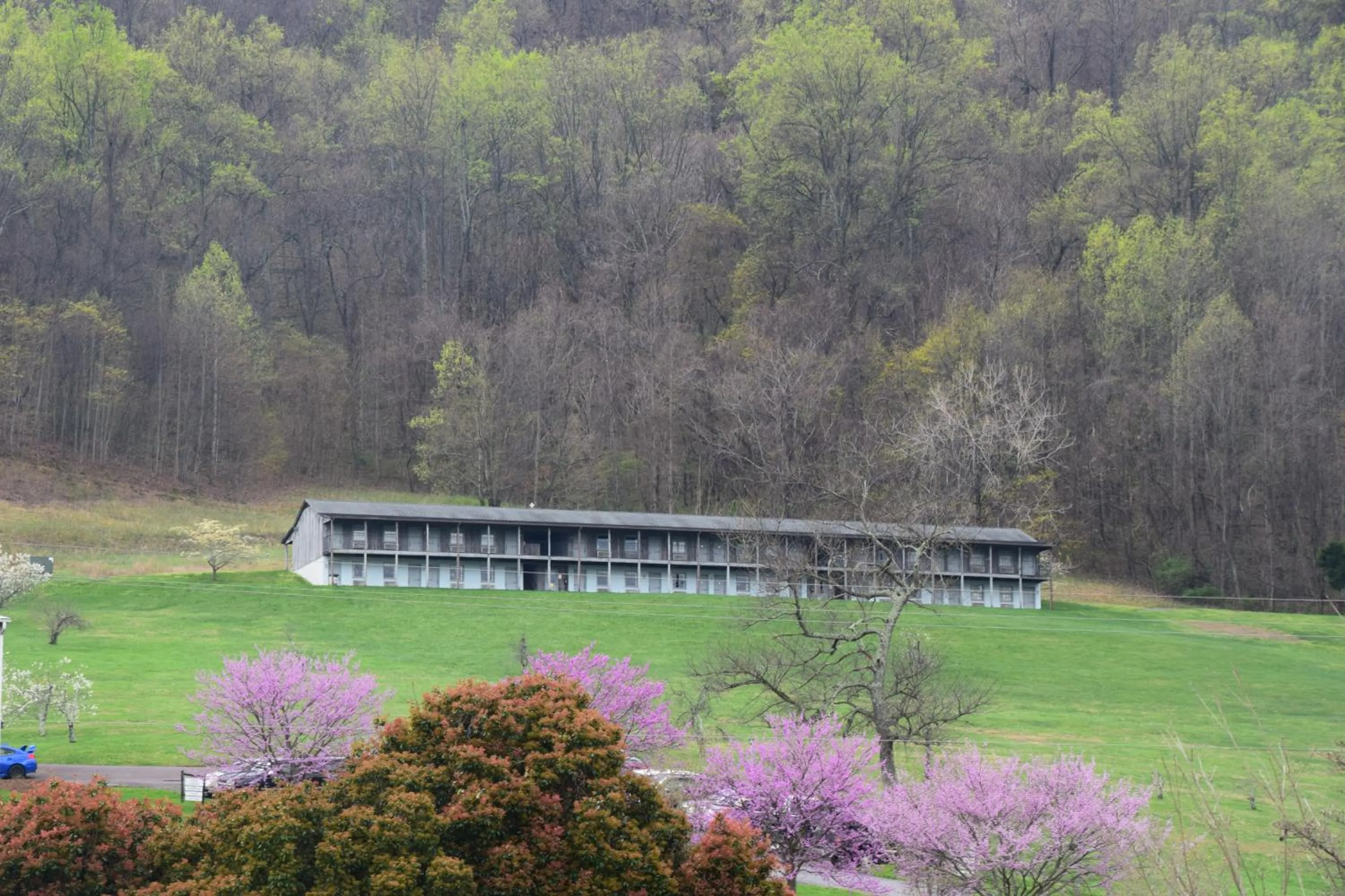 Property building in Graves Mountain Farm & Lodges