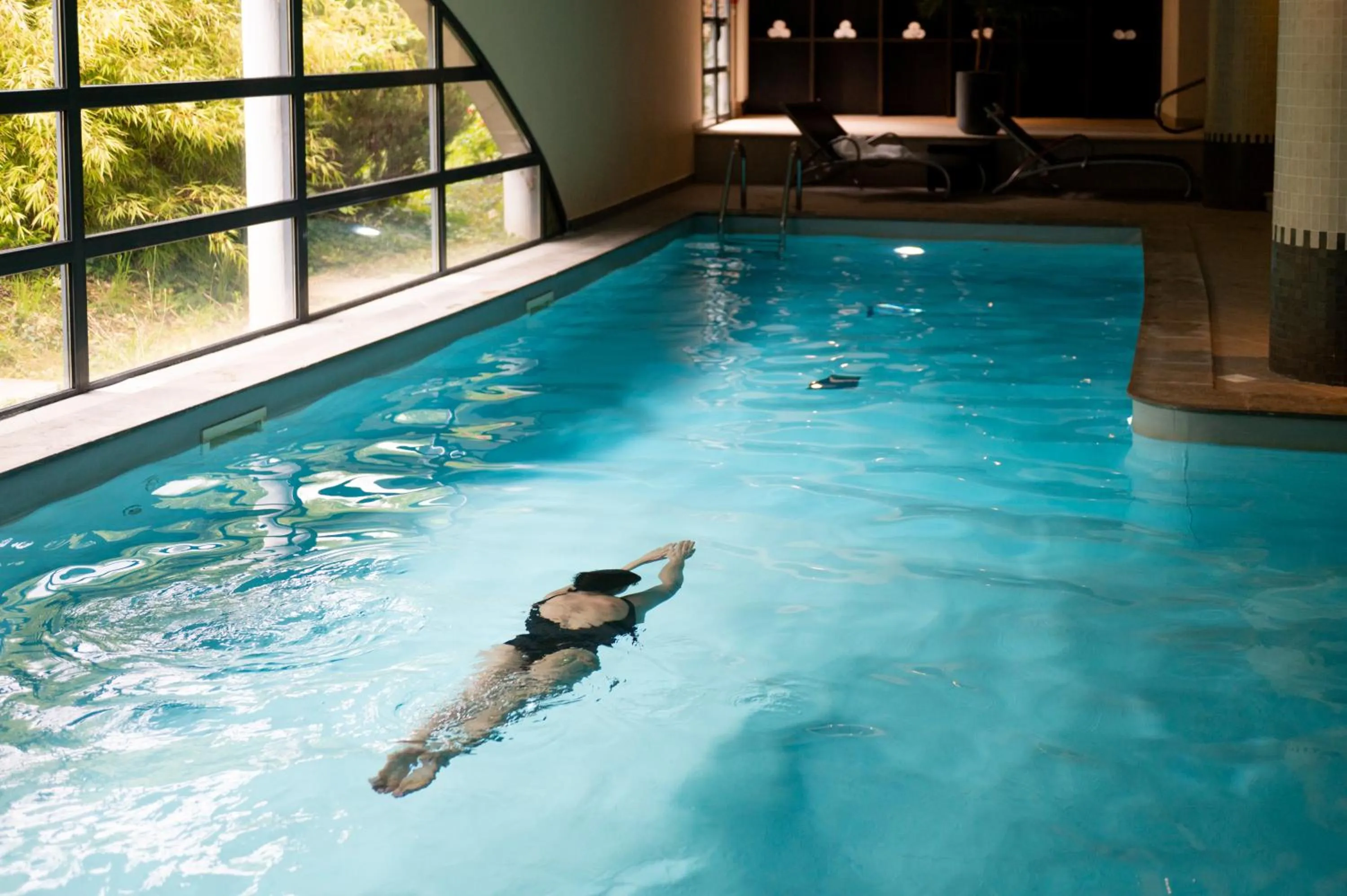 Swimming pool in Parc Beaumont Hôtel & Spa Pau - MGallery Collection