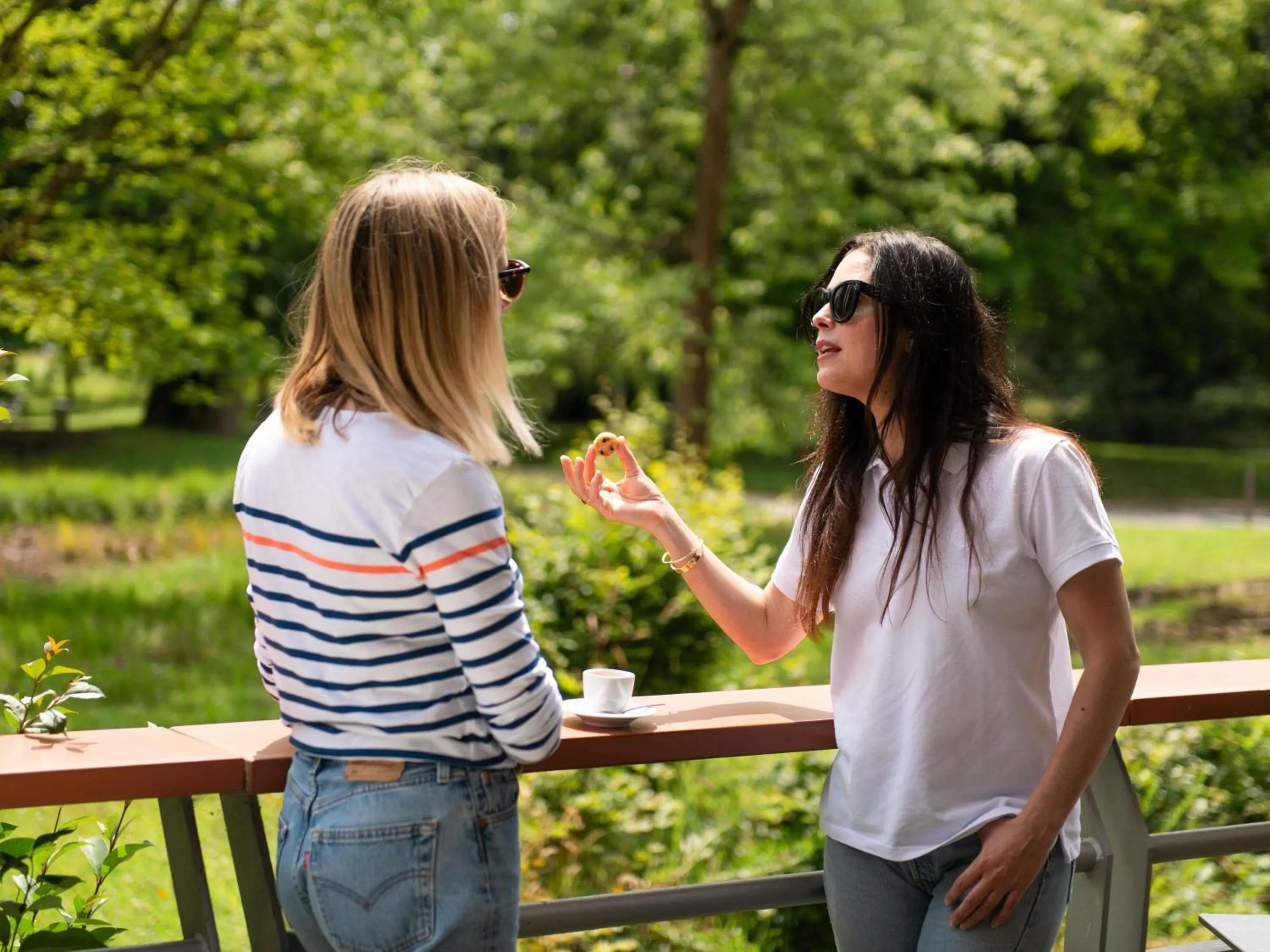 Lounge or bar in Parc Beaumont Hôtel & Spa Pau - MGallery Collection
