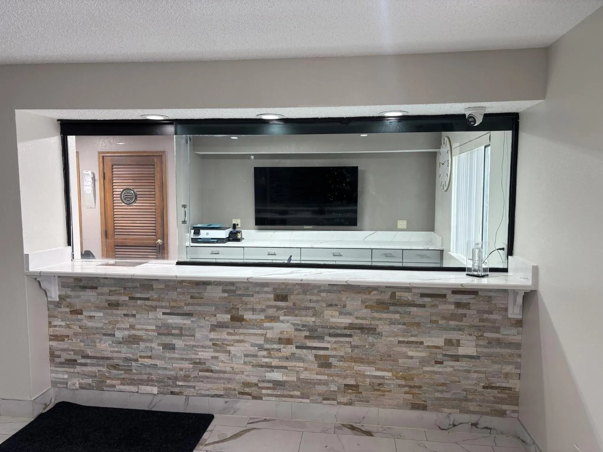 Lobby or reception in Red Roof Inn & Suites Hammond, IN