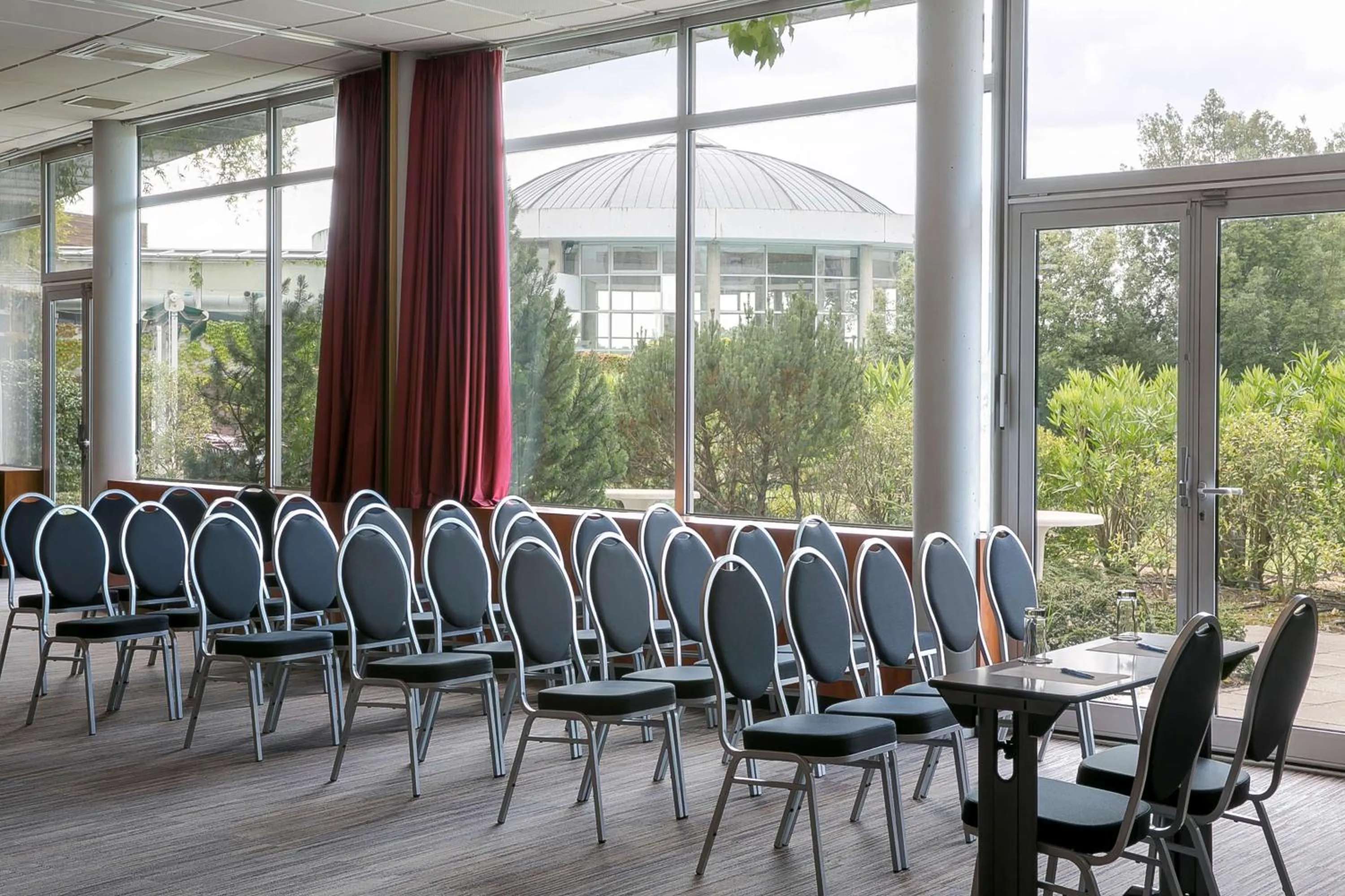 Meeting/conference room in Best Western Hotel Sourcéo