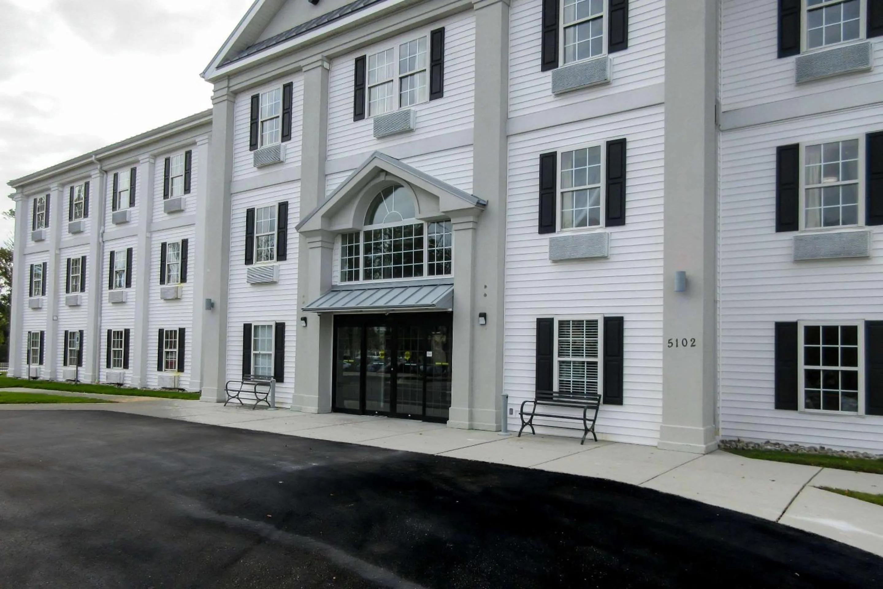 Property building in Quality Inn Wilmington