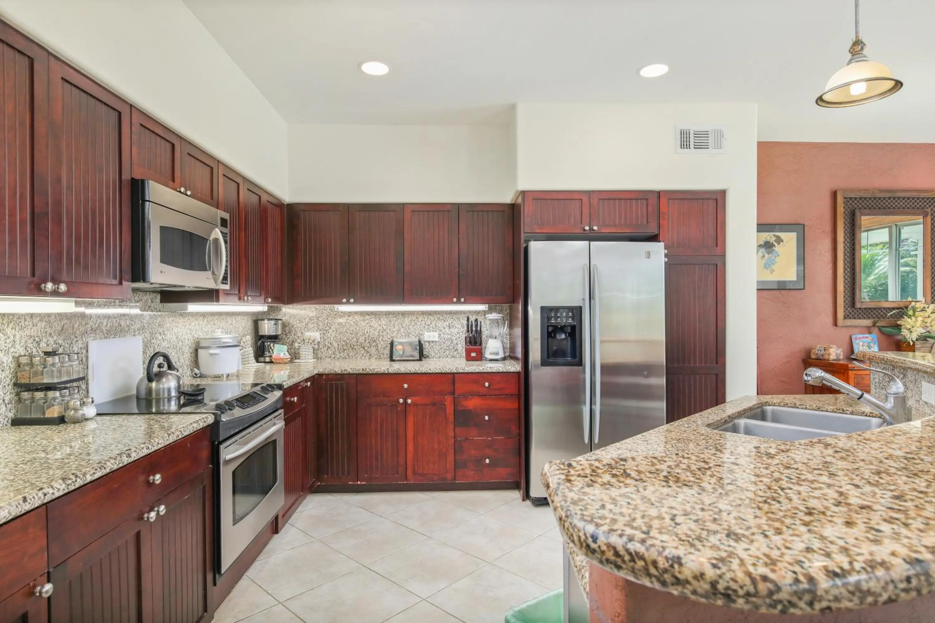 Kitchen or kitchenette in Fairway Villas Waikoloa by OUTRIGGER