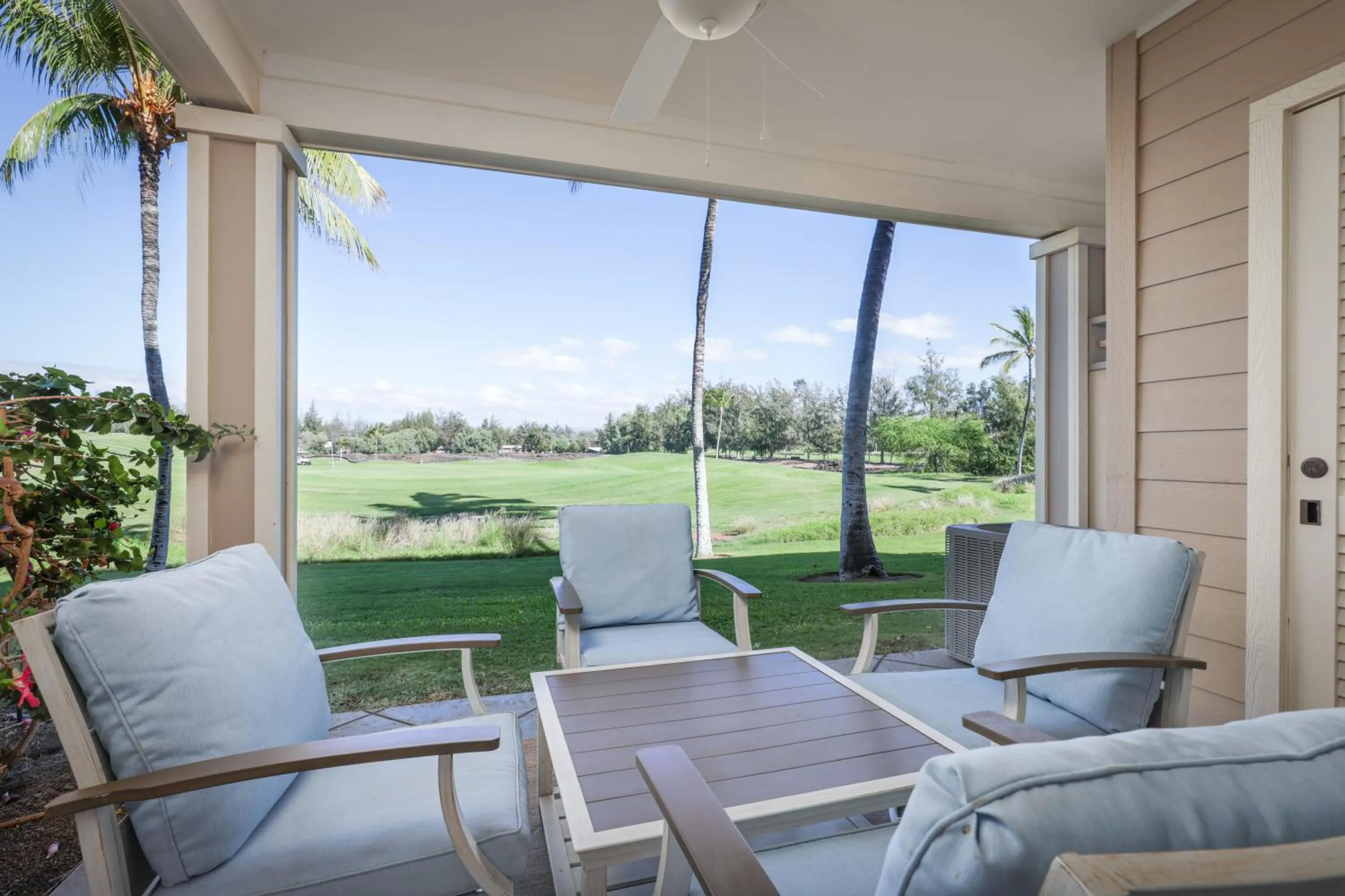 Patio in Fairway Villas Waikoloa by OUTRIGGER