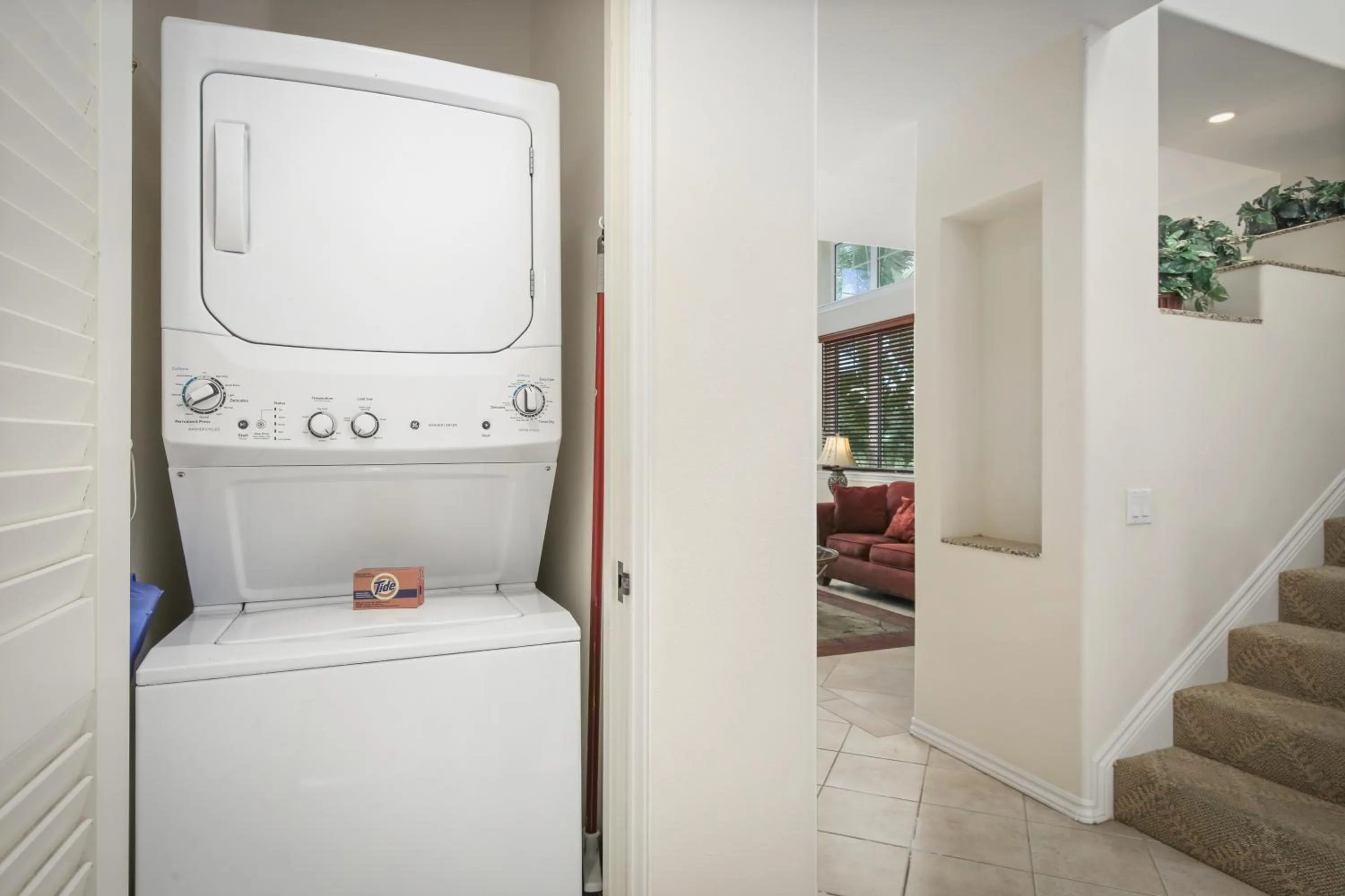 washing machine in Fairway Villas Waikoloa by OUTRIGGER