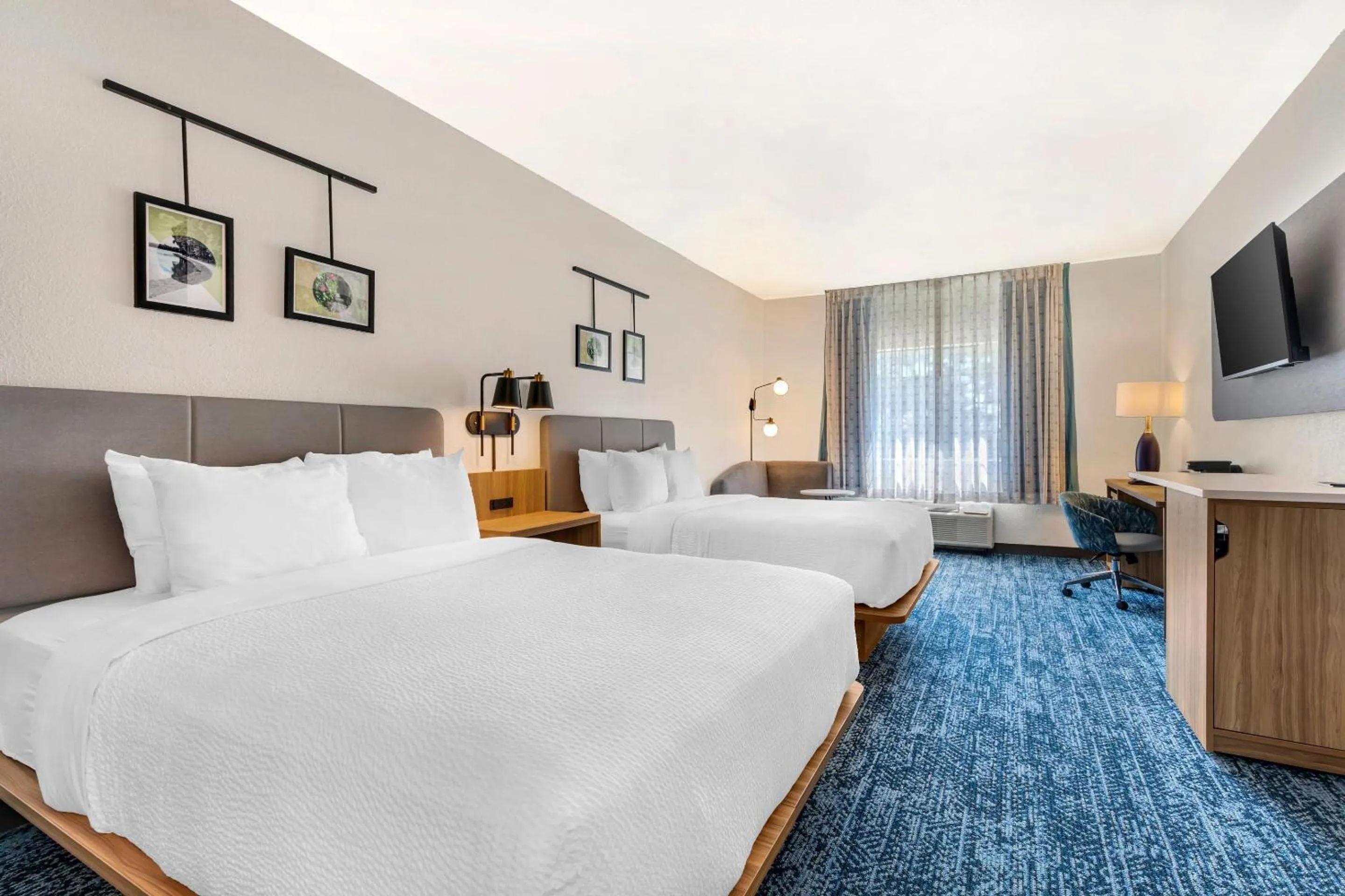 Bedroom, Bed in Sleep Inn