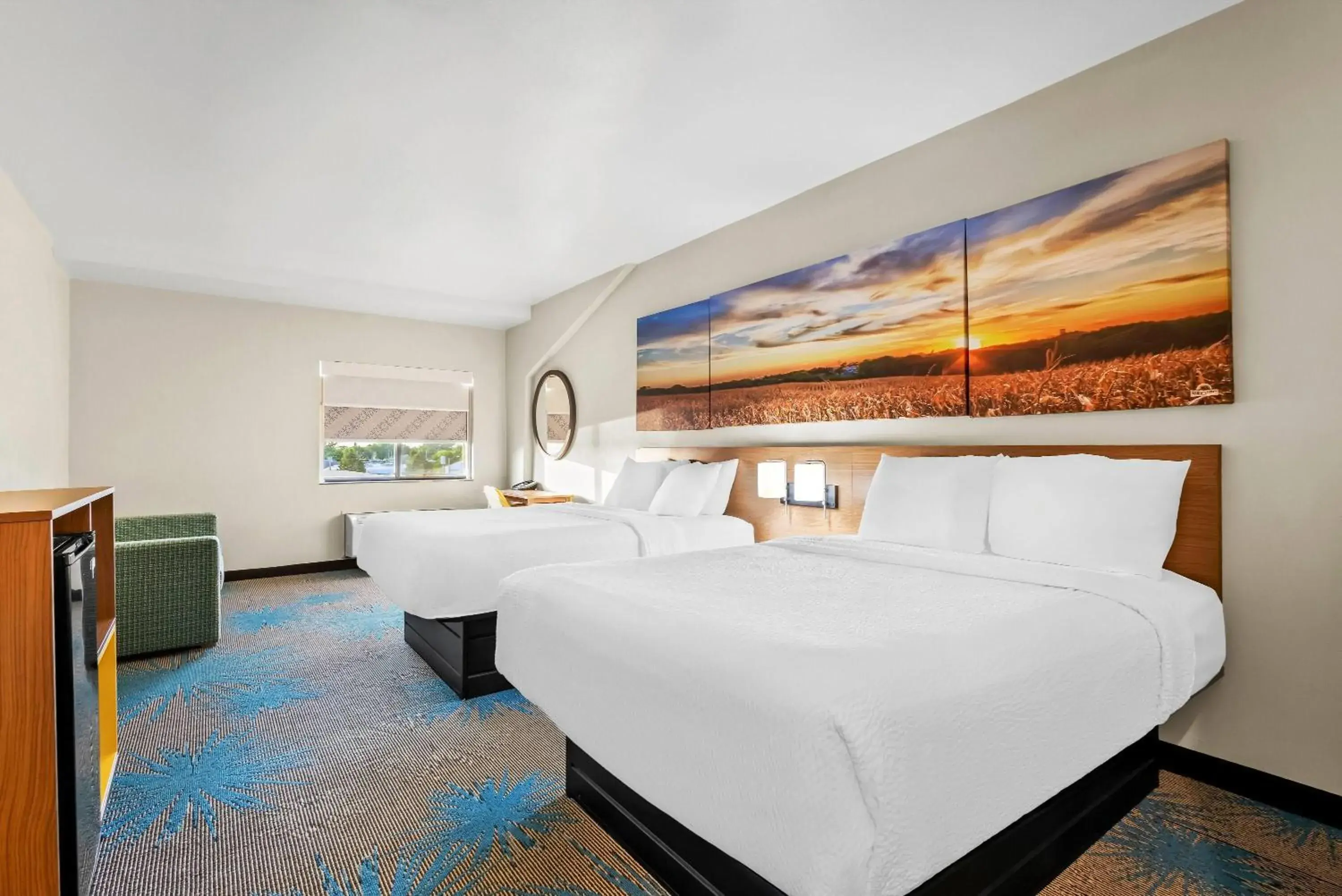 Studio Suite with Two Queen Beds - Non-Smoking in Days Inn by Wyndham Mitchell SD Studio Suite with Two Queen Beds - Non-Smoking in Days Inn by Wyndham Mitchell SD