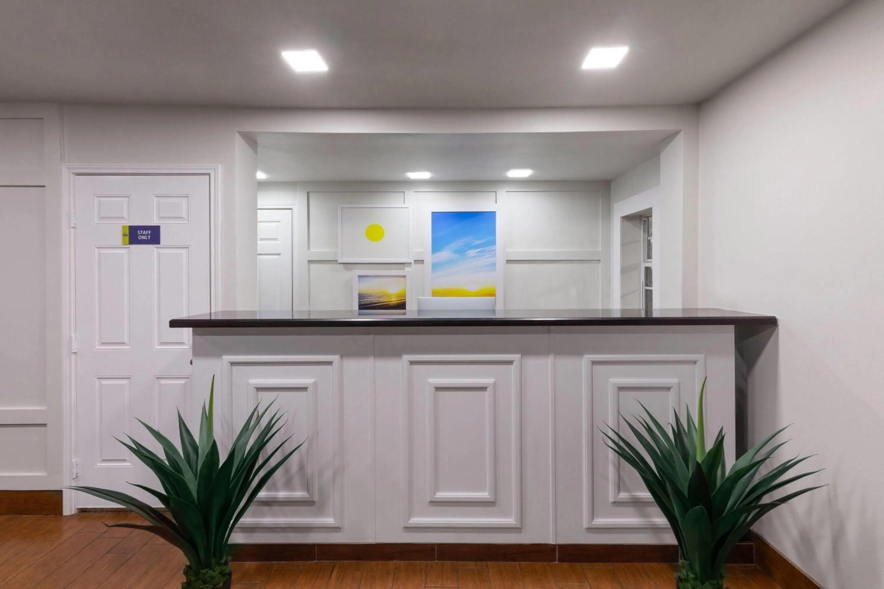 Lobby or reception in Days Inn by Wyndham Aransas Pass