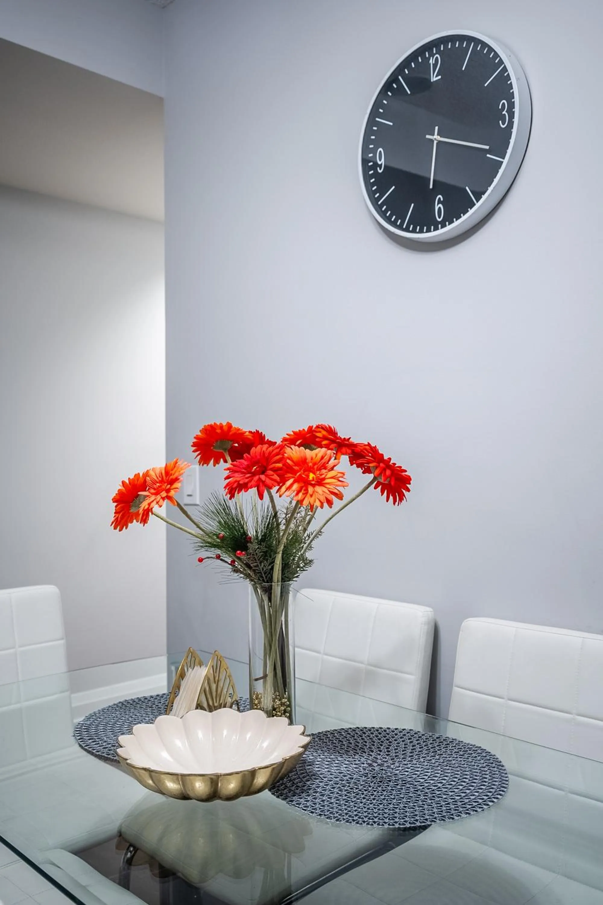 Dining area in GLOBALSTAY Modern Apartments in North York Skyscraper