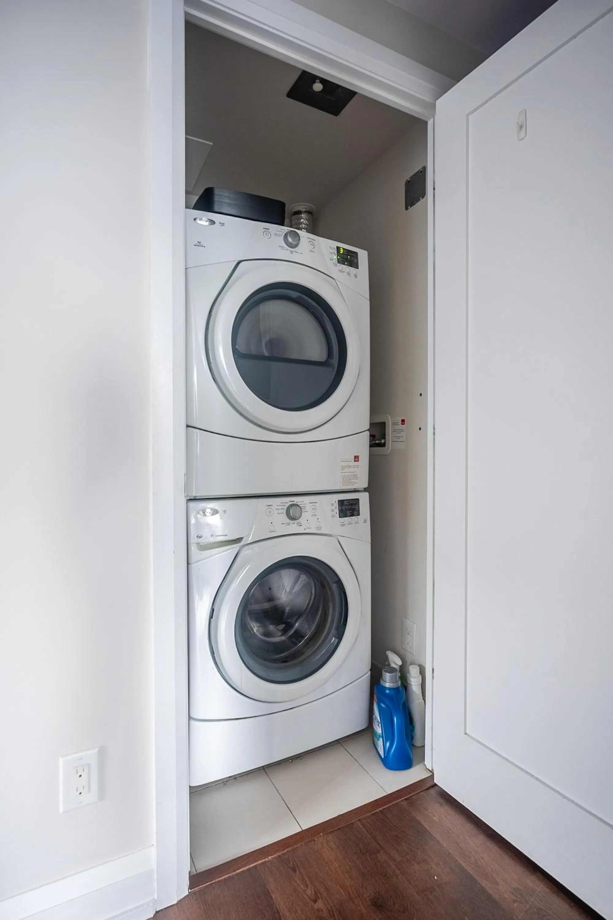 washing machine in GLOBALSTAY Modern Apartments in North York Skyscraper