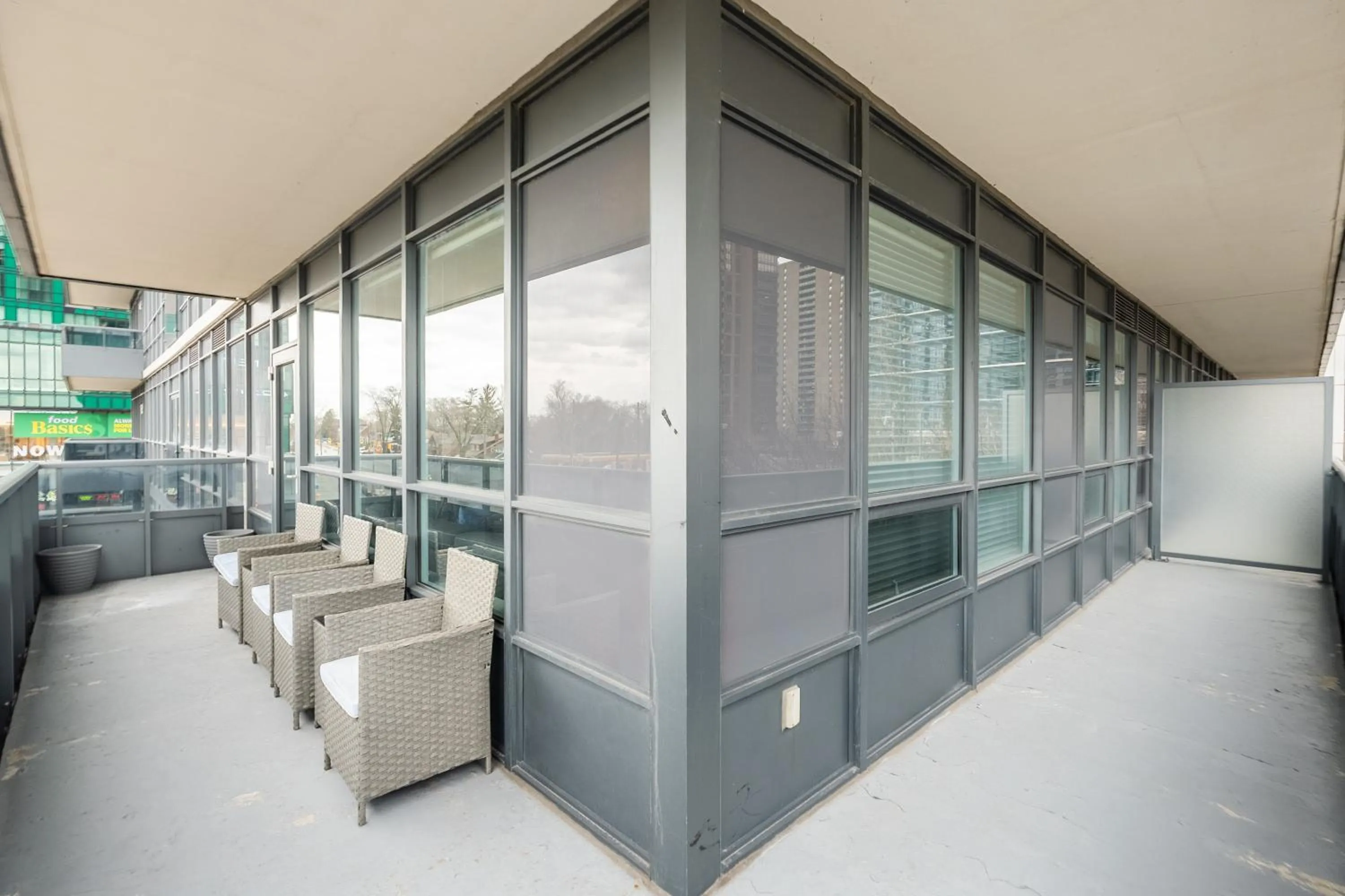 Balcony/Terrace in GLOBALSTAY Modern Apartments in North York Skyscraper