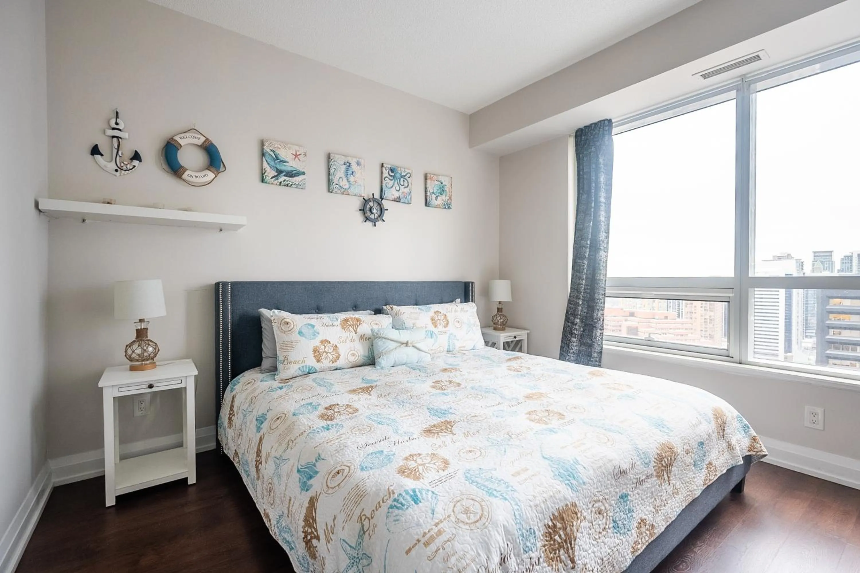 Bed in GLOBALSTAY Modern Apartments in North York Skyscraper