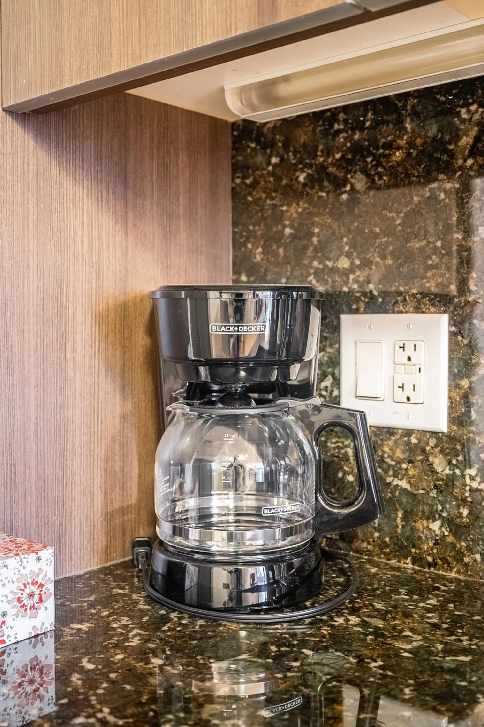 Coffee/tea facilities in GLOBALSTAY Modern Apartments in North York Skyscraper