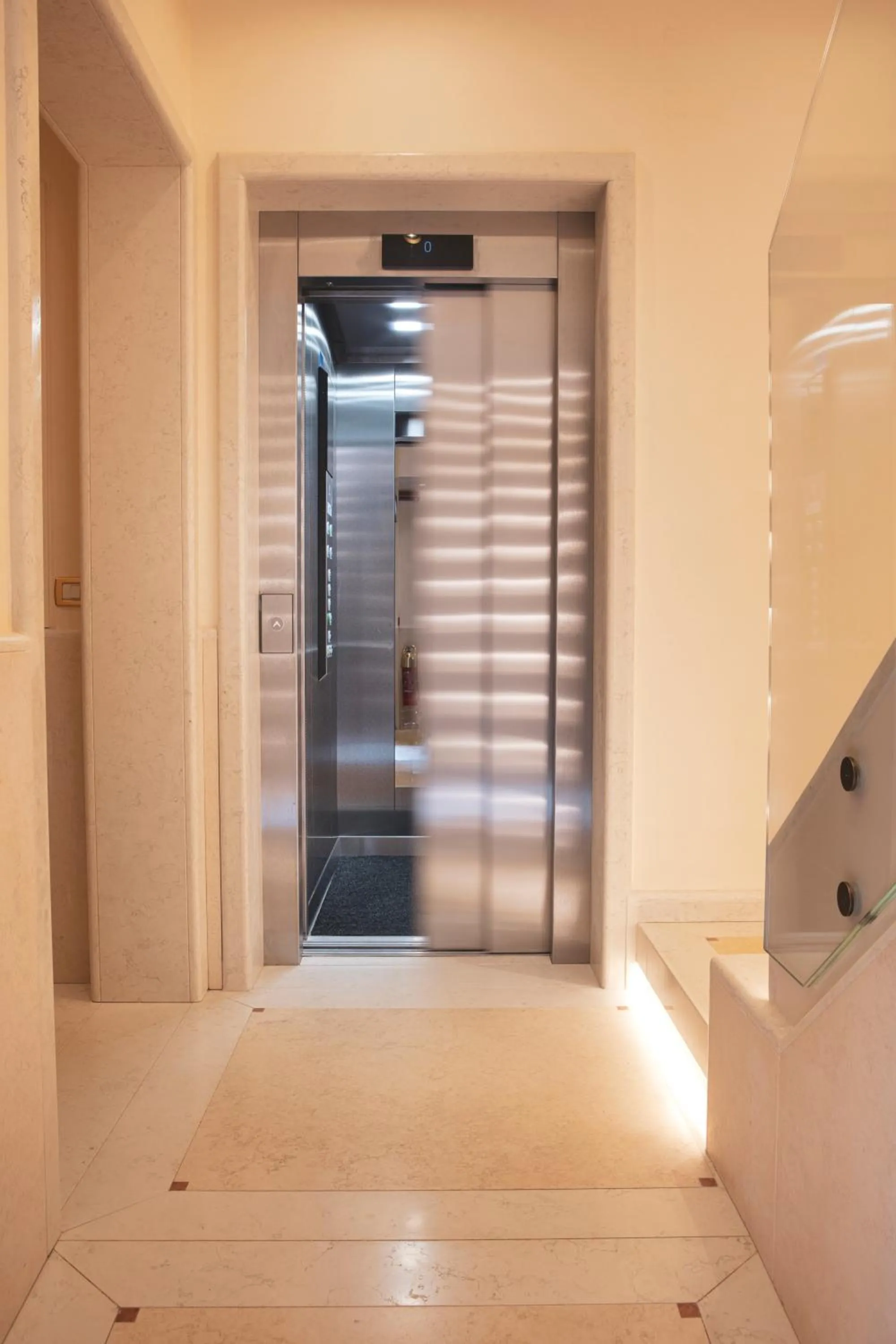 elevator in Residenza Ducato