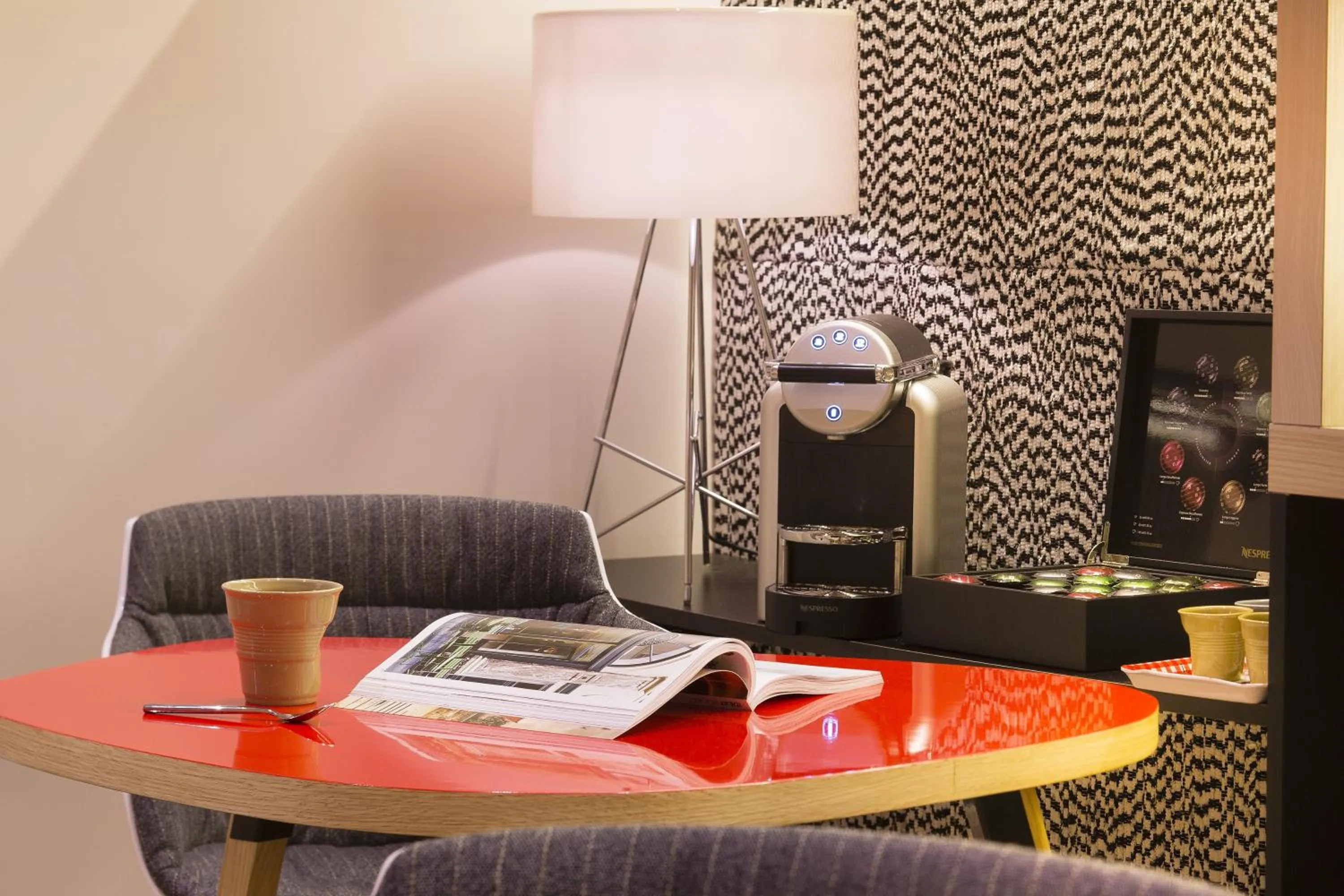 Restaurant/places to eat in Best Western Quartier Latin Pantheon