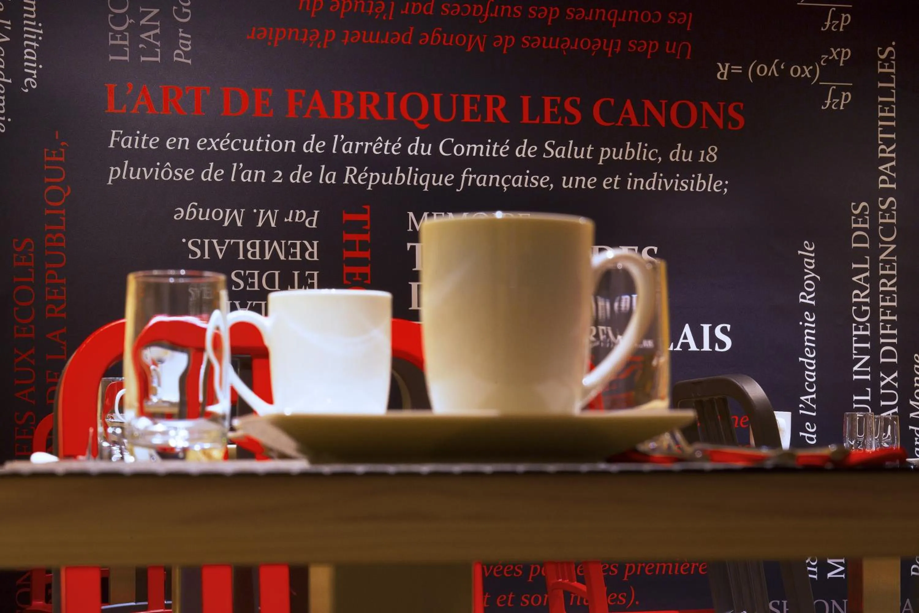 Restaurant/places to eat in Best Western Quartier Latin Pantheon