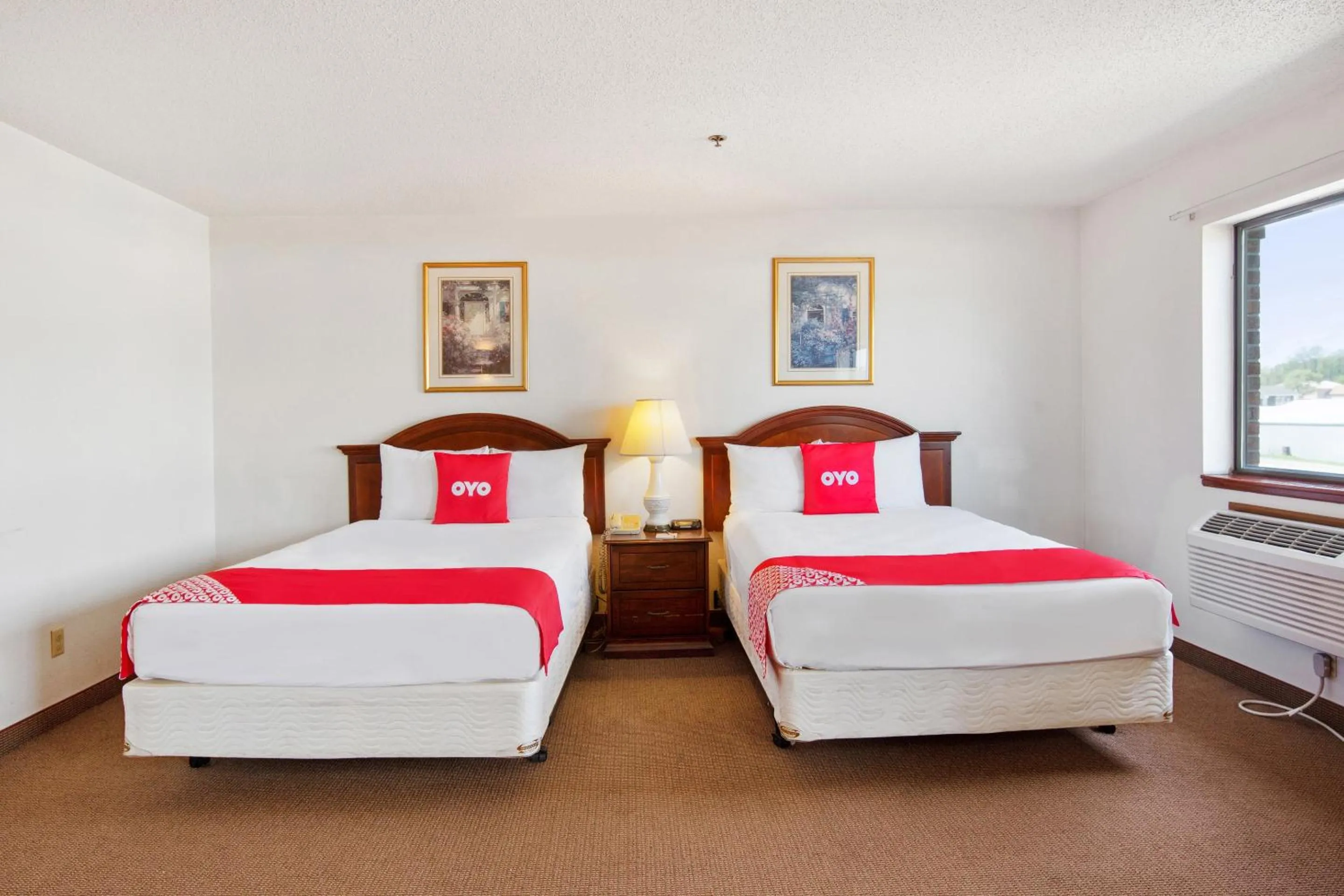 Bedroom, Bed in OYO Hotel Portage I-94