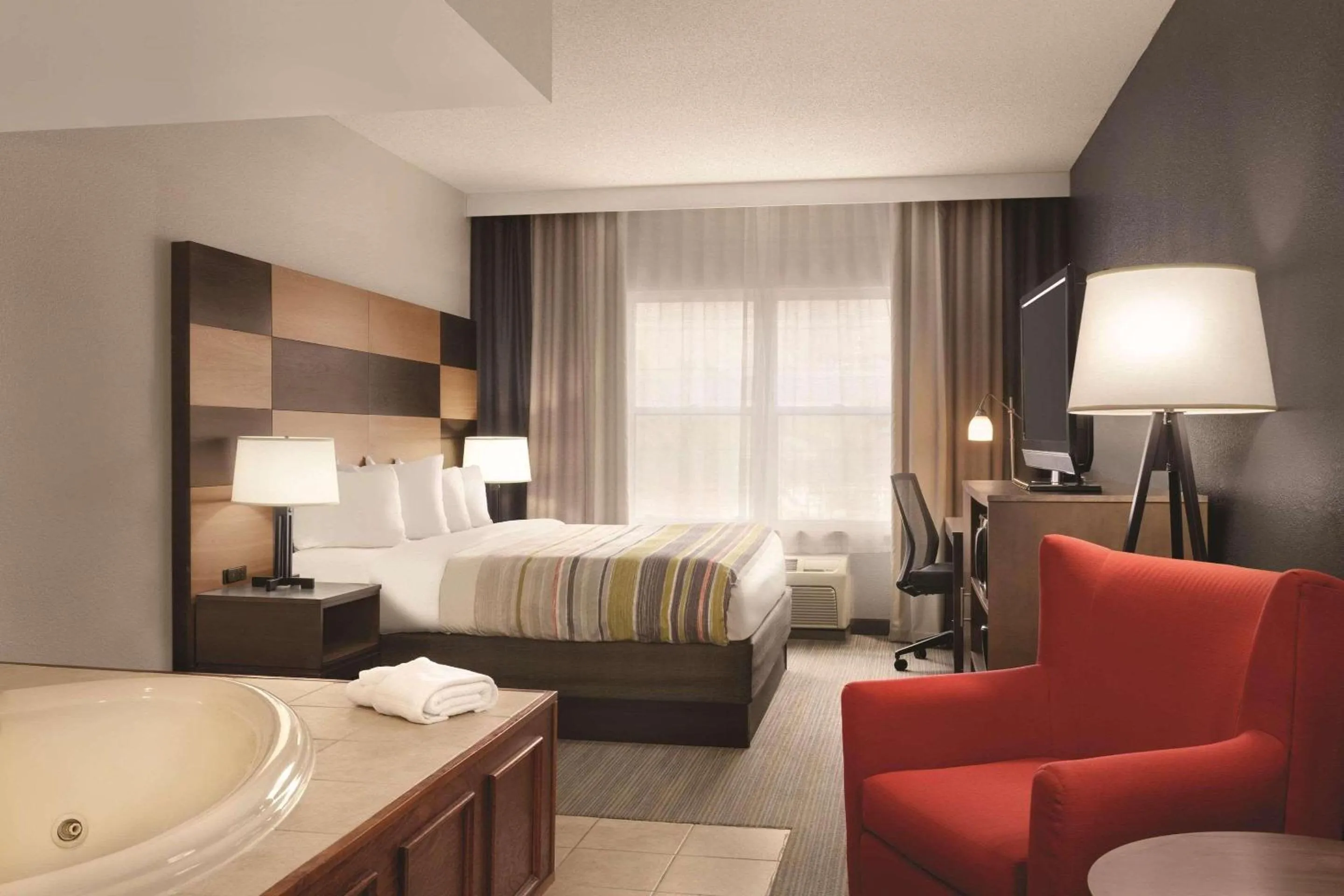 Bedroom, Bed in Country Inn & Suites by Radisson, Boone, NC