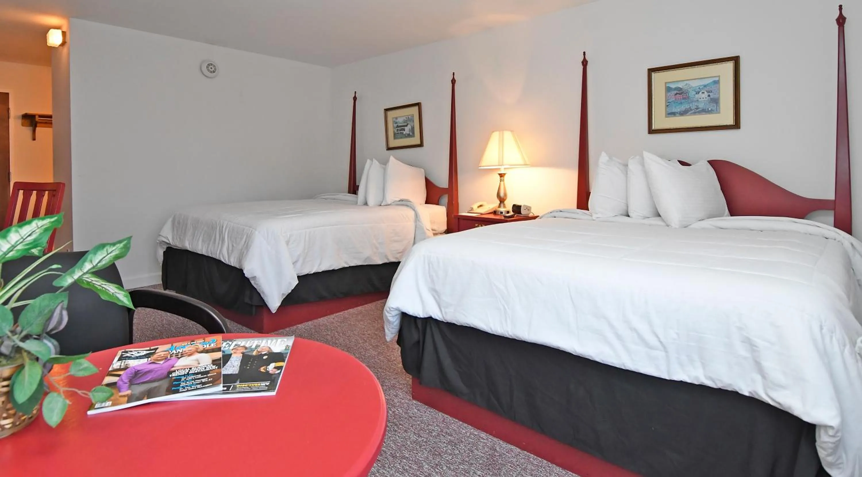 Bed in The Country Inn of Berkeley Springs