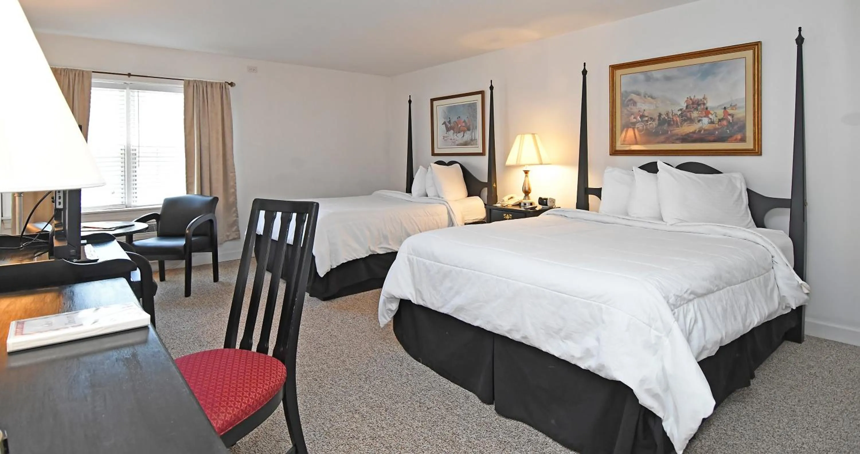 Bed in The Country Inn of Berkeley Springs