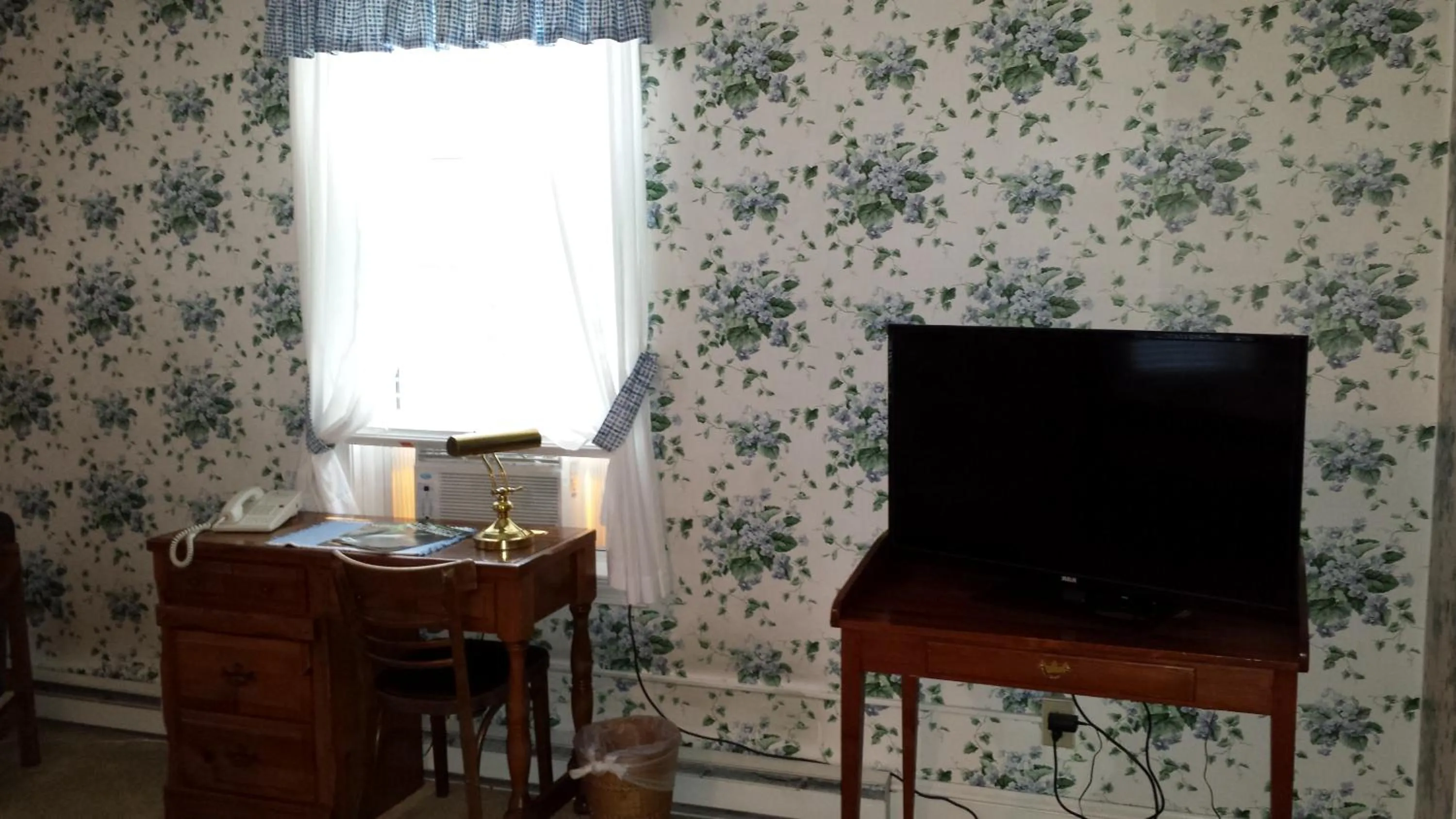 Decorative detail in The Country Inn of Berkeley Springs