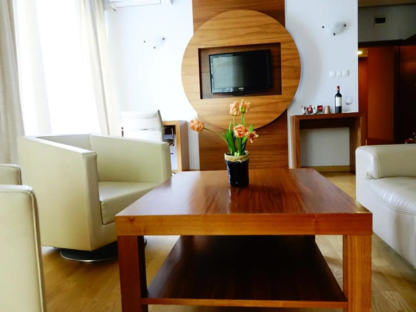 Communal lounge/ TV room in Platinum Ostróda