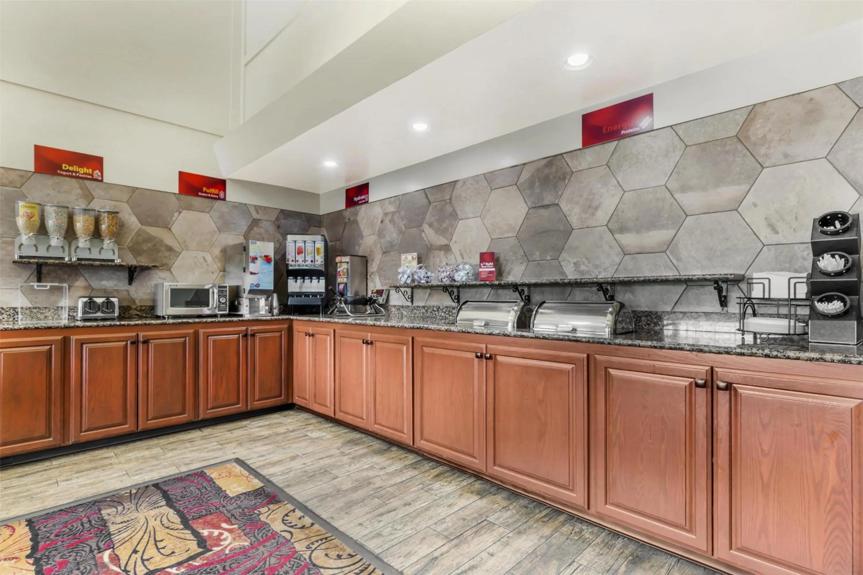 Breakfast in Best Western Plus Oklahoma City Yukon