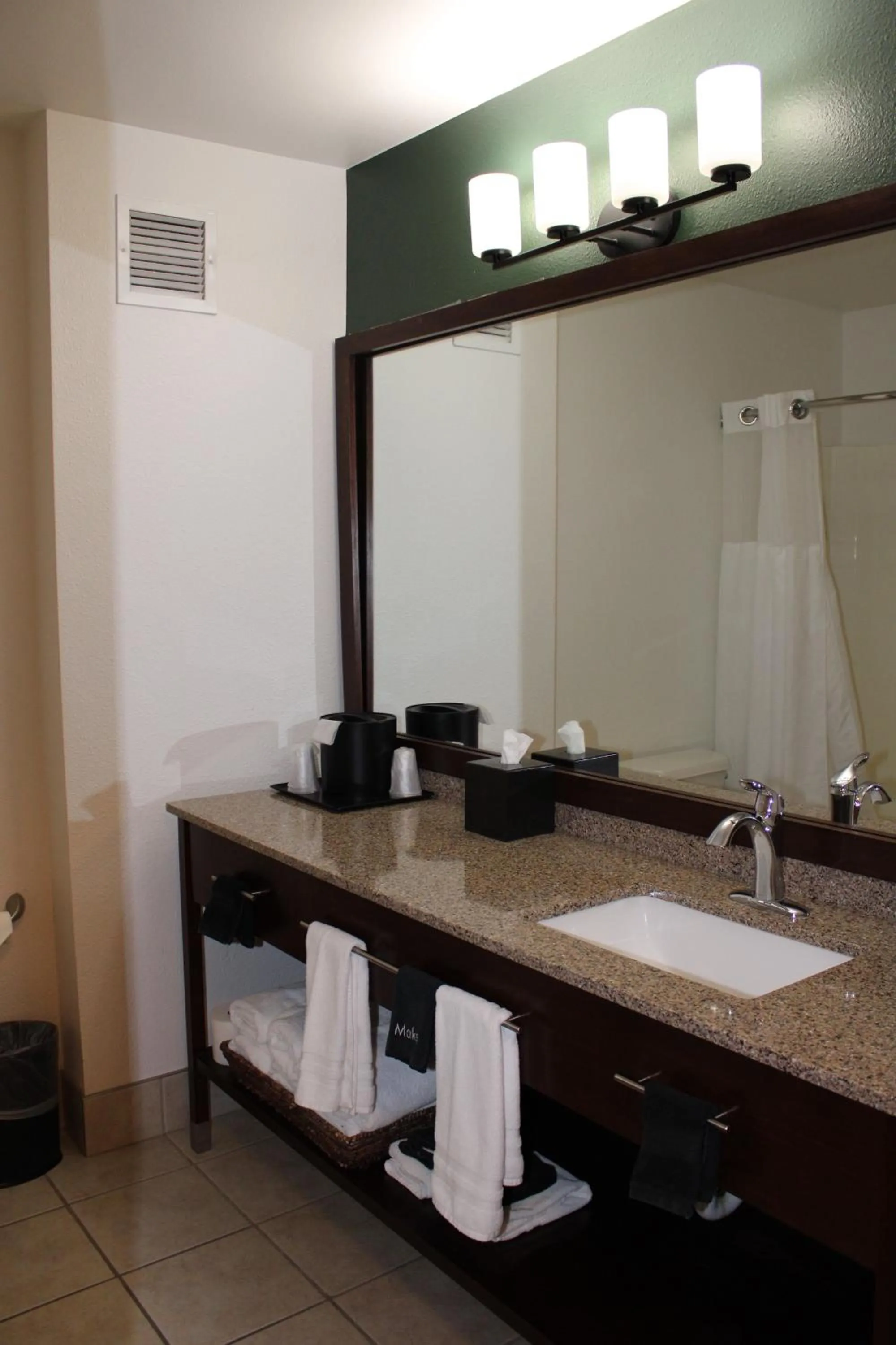 Bathroom in Boothill Inn and Suites