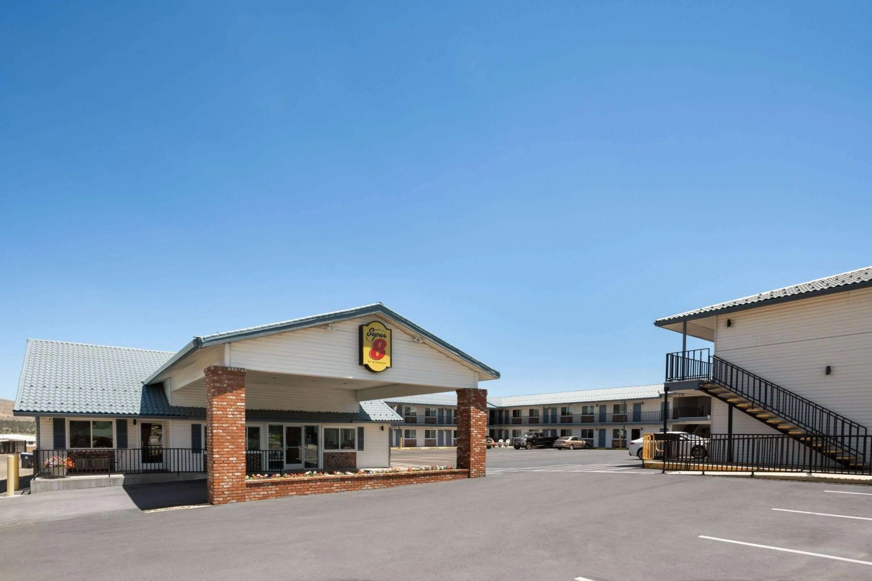 Property building in Super 8 by Wyndham Susanville