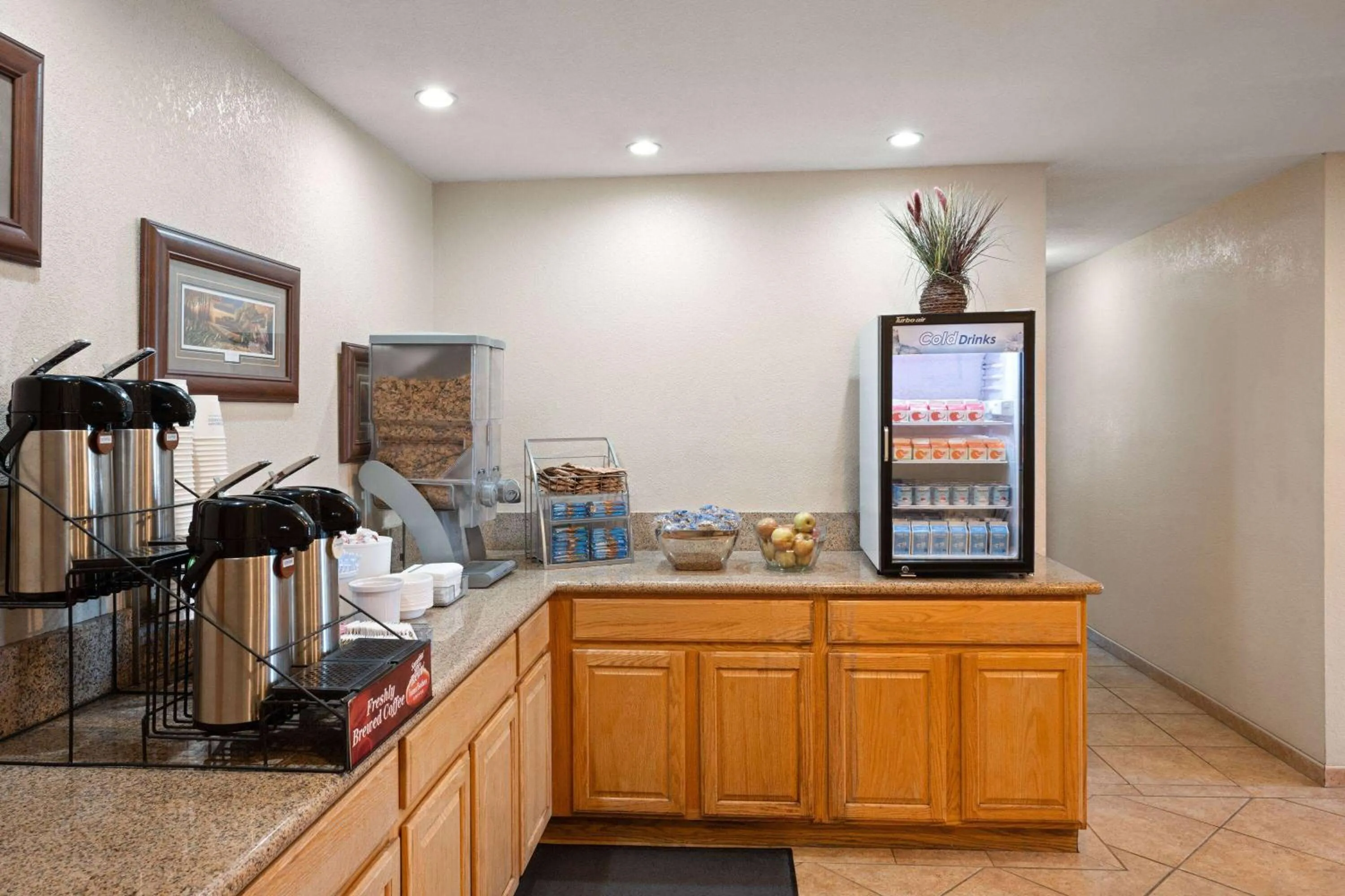 Breakfast in Super 8 by Wyndham Susanville