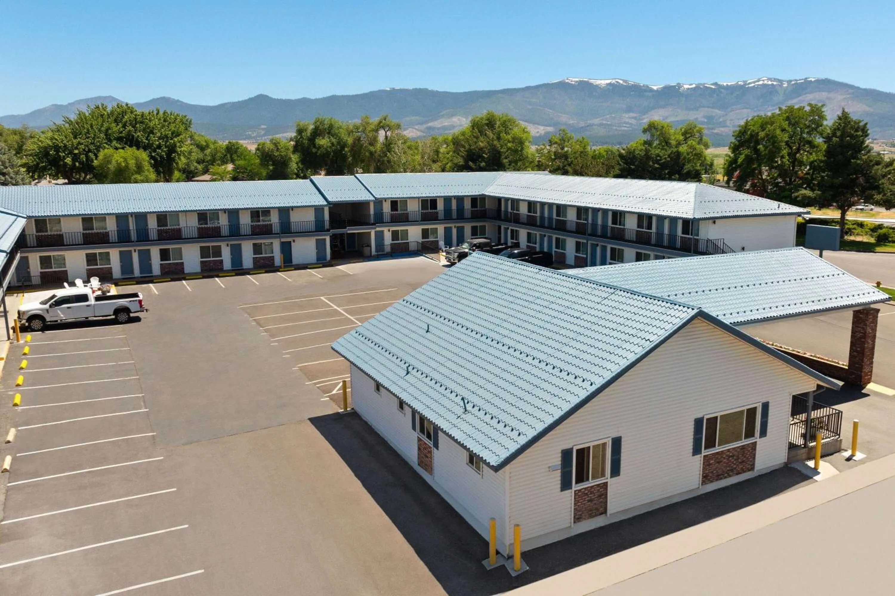 Property building in Super 8 by Wyndham Susanville
